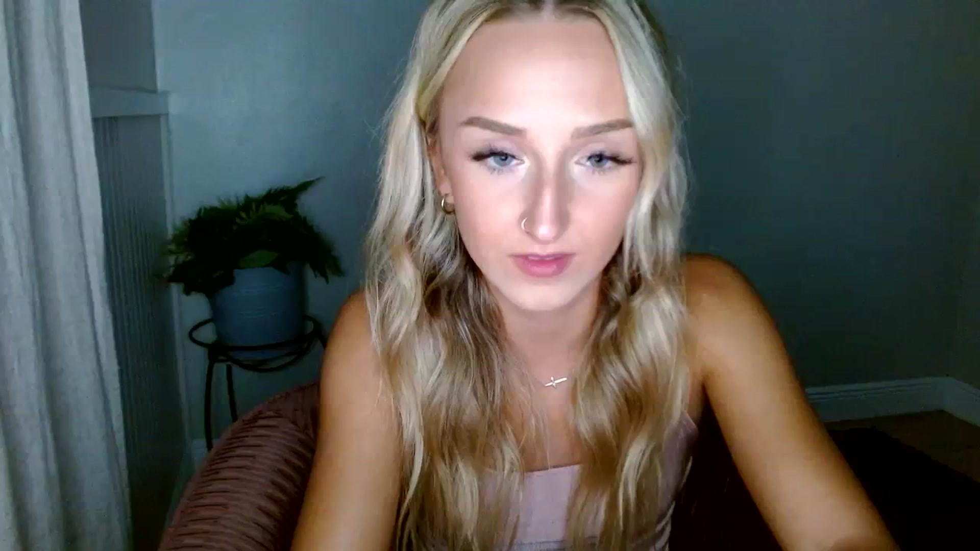 Gallery image thumbnail from Sandiecheeks's myfreecams stream on, 09/12/2023, 01:46 image 5 of 20