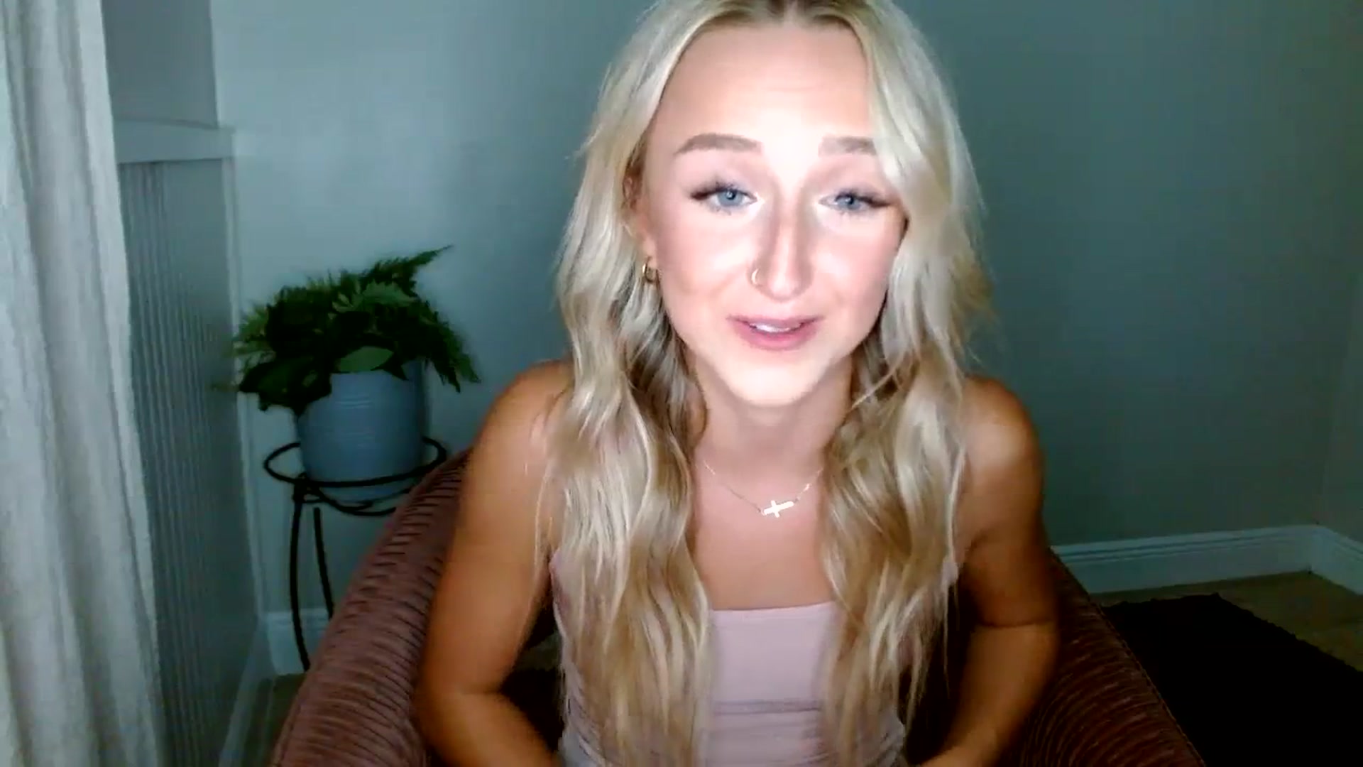 Gallery image thumbnail from Sandiecheeks's myfreecams stream on, 09/12/2023, 01:46 image 16 of 20