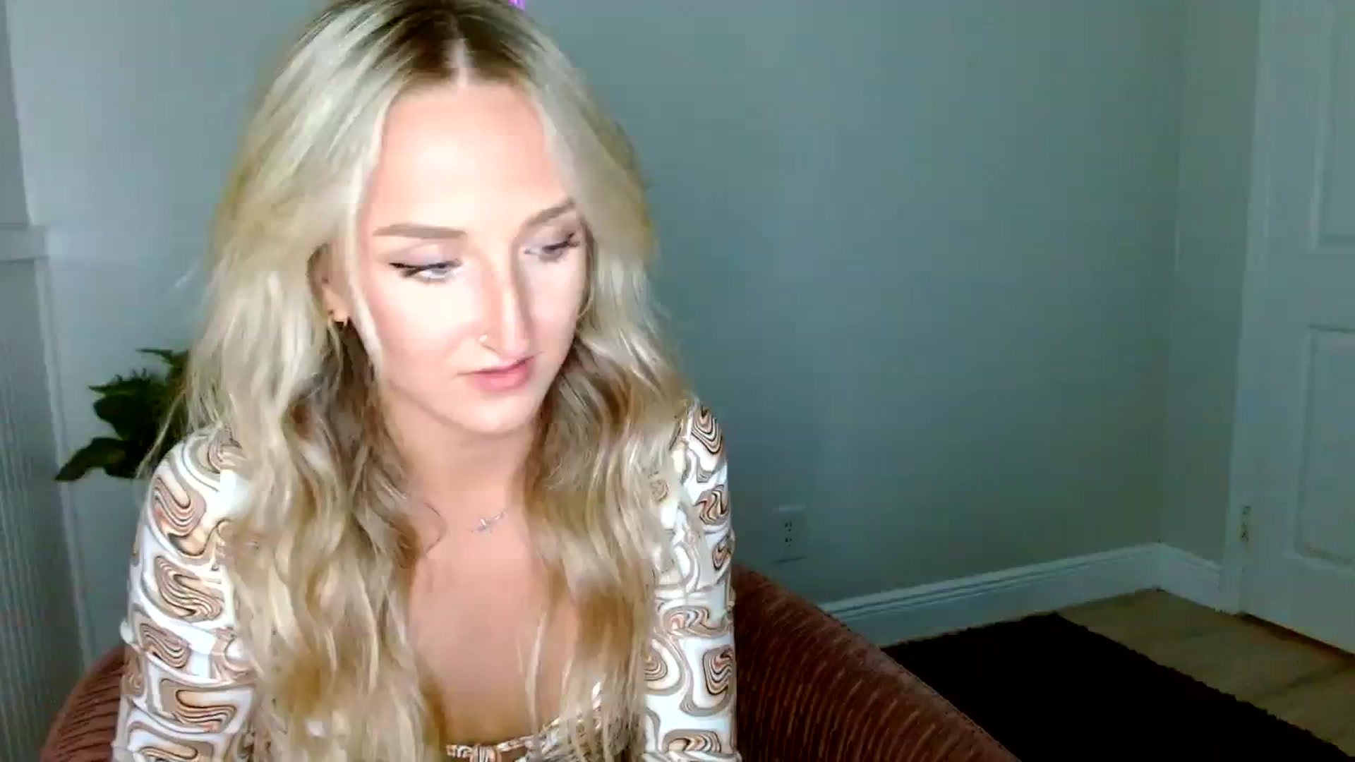 Gallery image thumbnail from Sandiecheeks's myfreecams stream on, 09/19/2023, 24:50 image 19 of 20