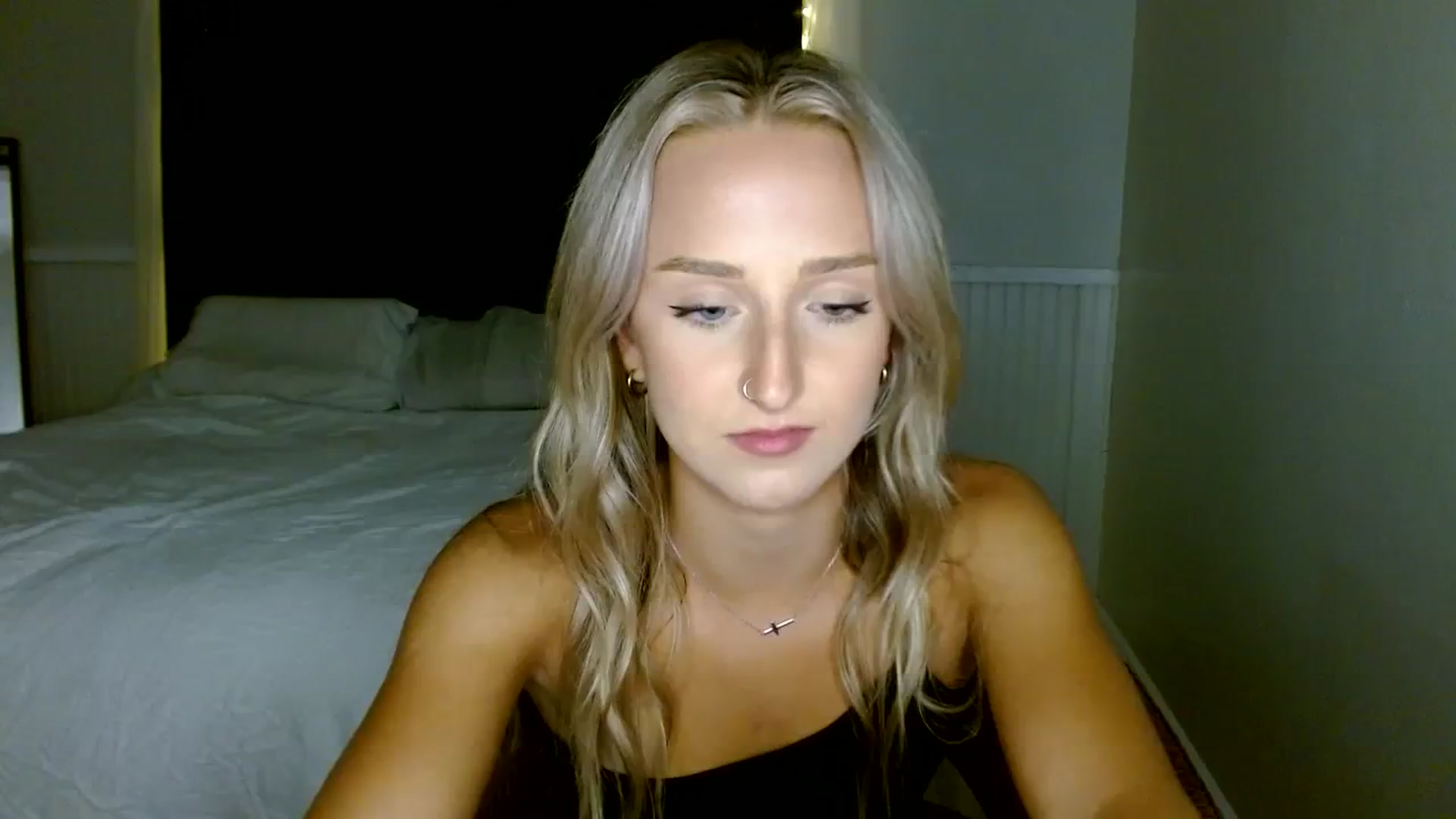 Gallery image thumbnail from Sandiecheeks's myfreecams stream on, 09/26/2023, 03:51 image 13 of 20