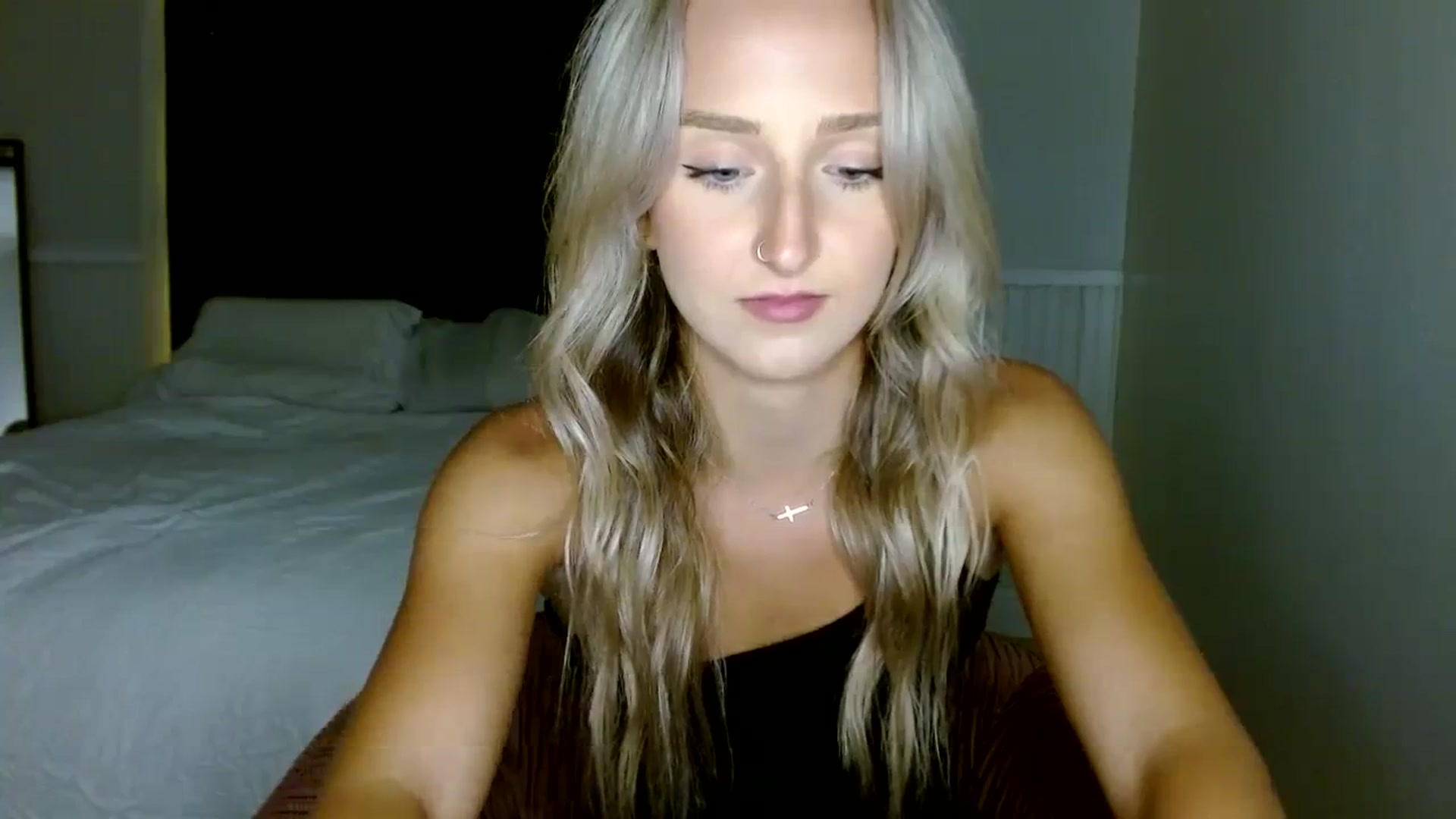 Gallery image thumbnail from Sandiecheeks's myfreecams stream on, 09/26/2023, 03:51 image 4 of 20
