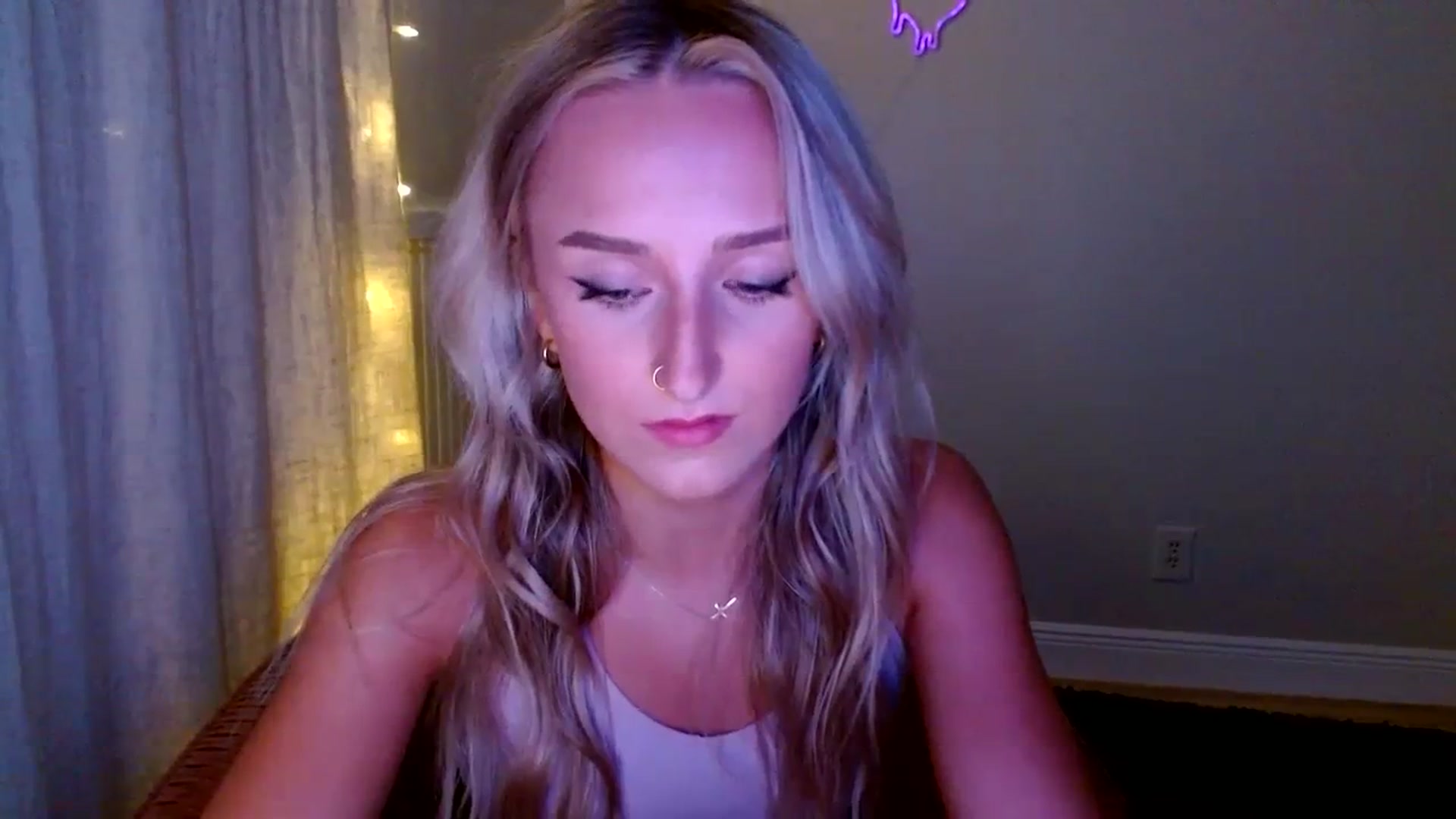 Gallery image thumbnail from Sandiecheeks's myfreecams stream on, 10/03/2023, 02:46 image 20 of 20