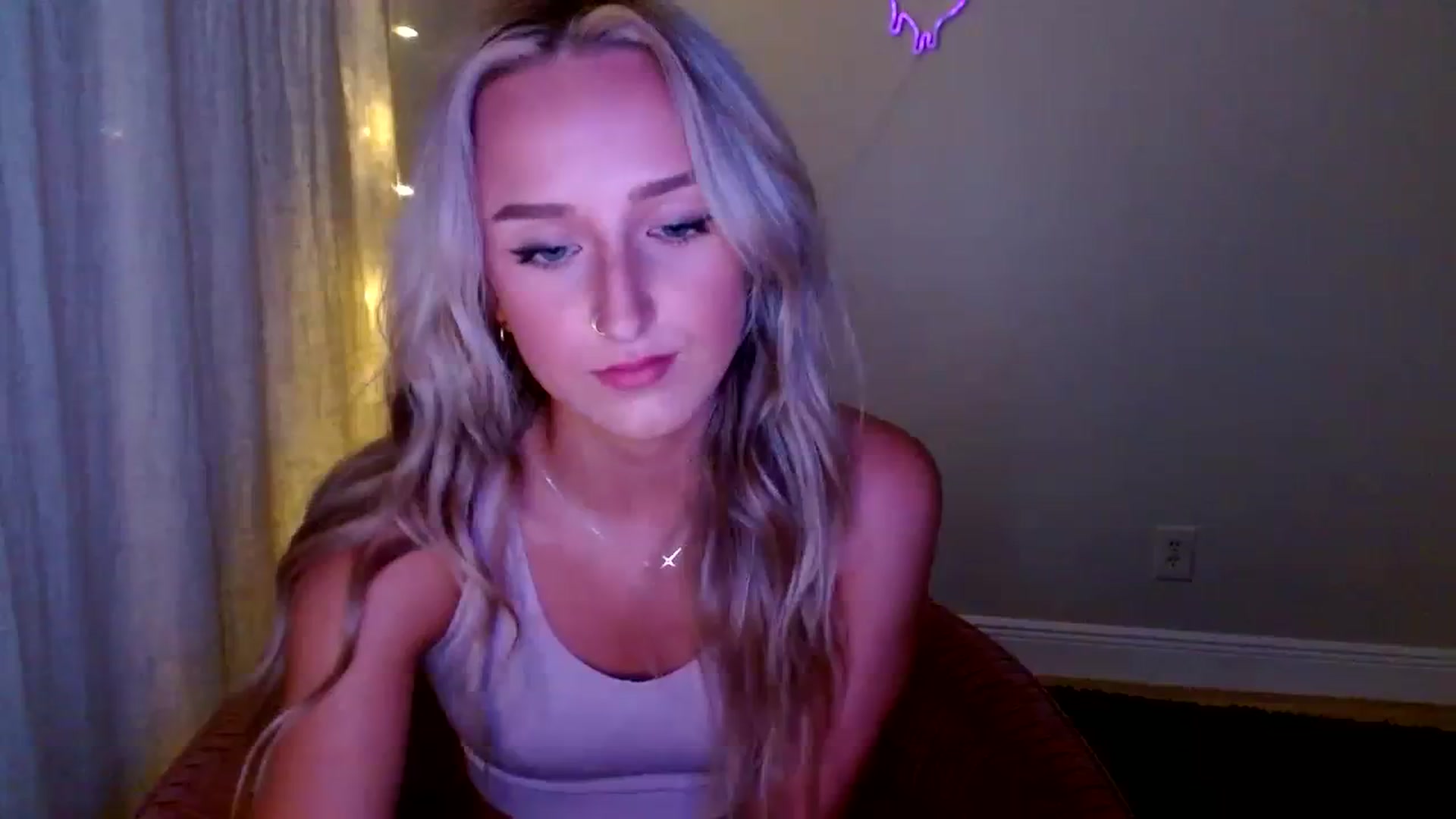 Gallery image thumbnail from Sandiecheeks's myfreecams stream on, 10/03/2023, 02:46 image 18 of 20
