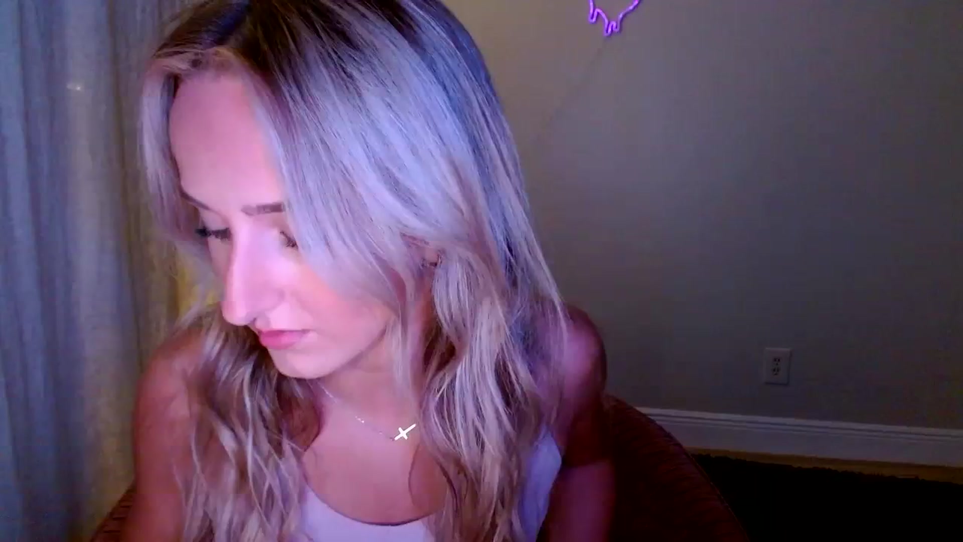 Gallery image thumbnail from Sandiecheeks's myfreecams stream on, 10/03/2023, 03:36 image 1 of 20