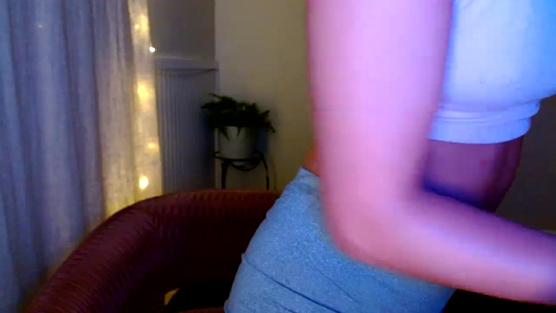 Gallery image thumbnail from Sandiecheeks's myfreecams stream on, 10/03/2023, 03:36 image 20 of 20