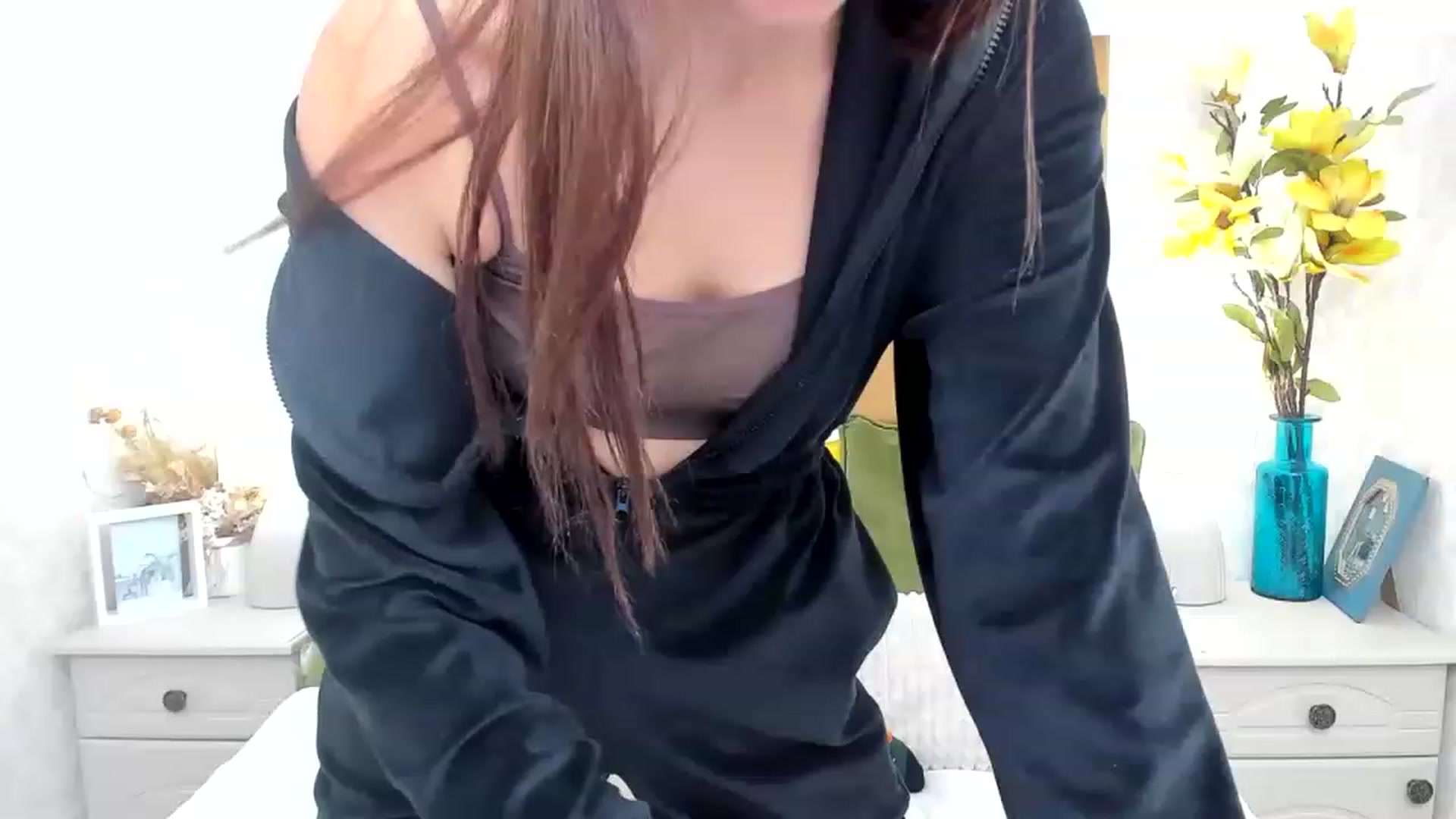 Gallery image thumbnail from SandraFitt's myfreecams stream on, 11/21/2022, 08:32 image 5 of 20