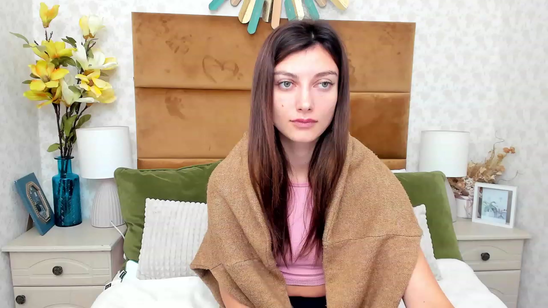 Gallery image thumbnail from SandraFitt's myfreecams stream on, 11/22/2022, 07:33 image 11 of 20