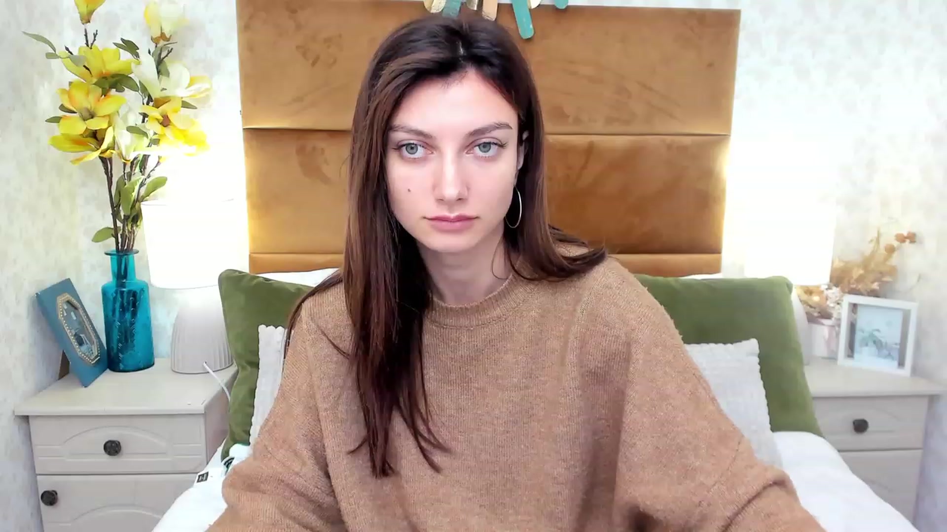 Gallery image thumbnail from SandraFitt's myfreecams stream on, 11/22/2022, 09:25 image 13 of 20