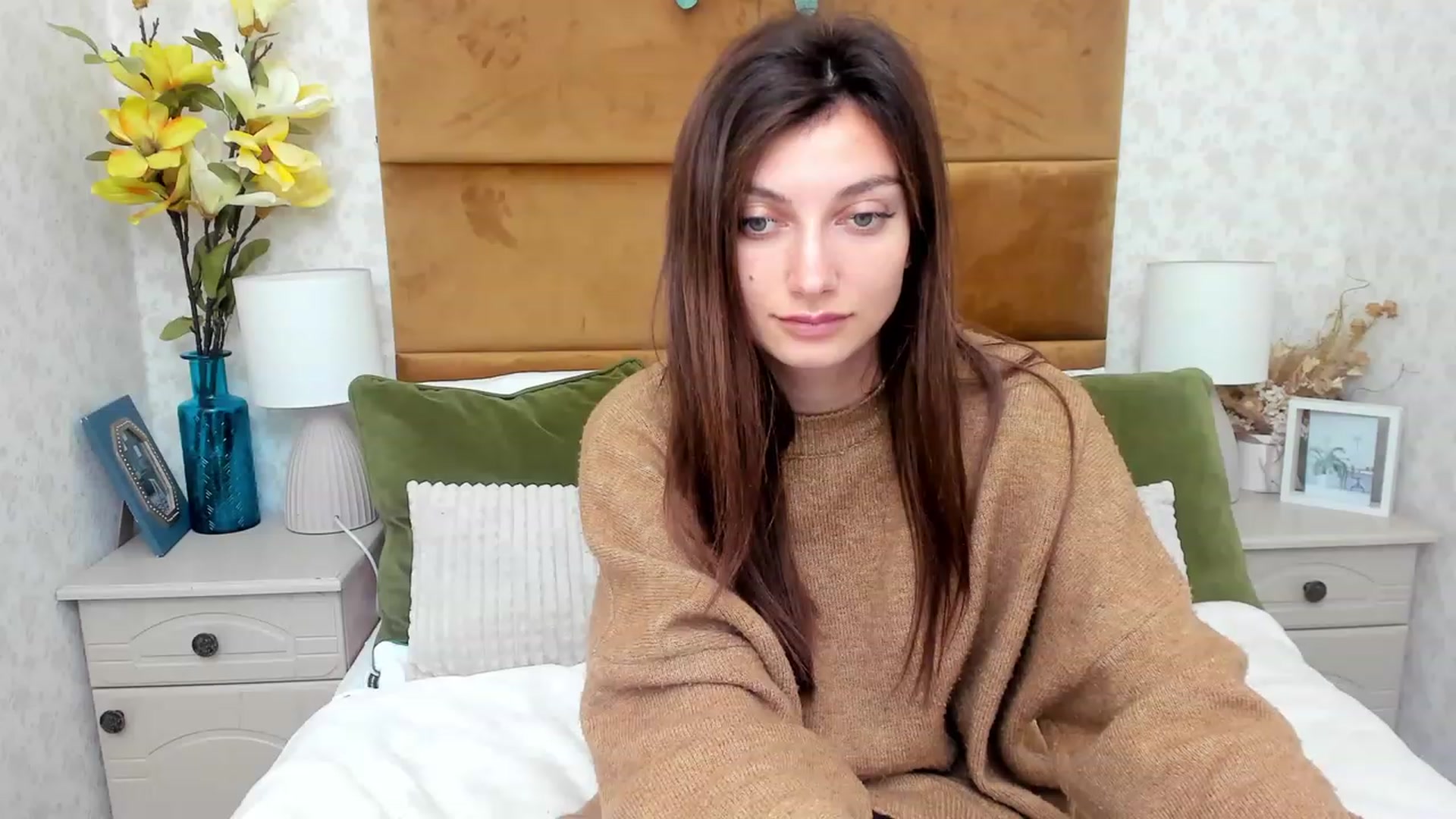 Gallery image thumbnail from SandraFitt's myfreecams stream on, 11/22/2022, 13:23 image 19 of 20