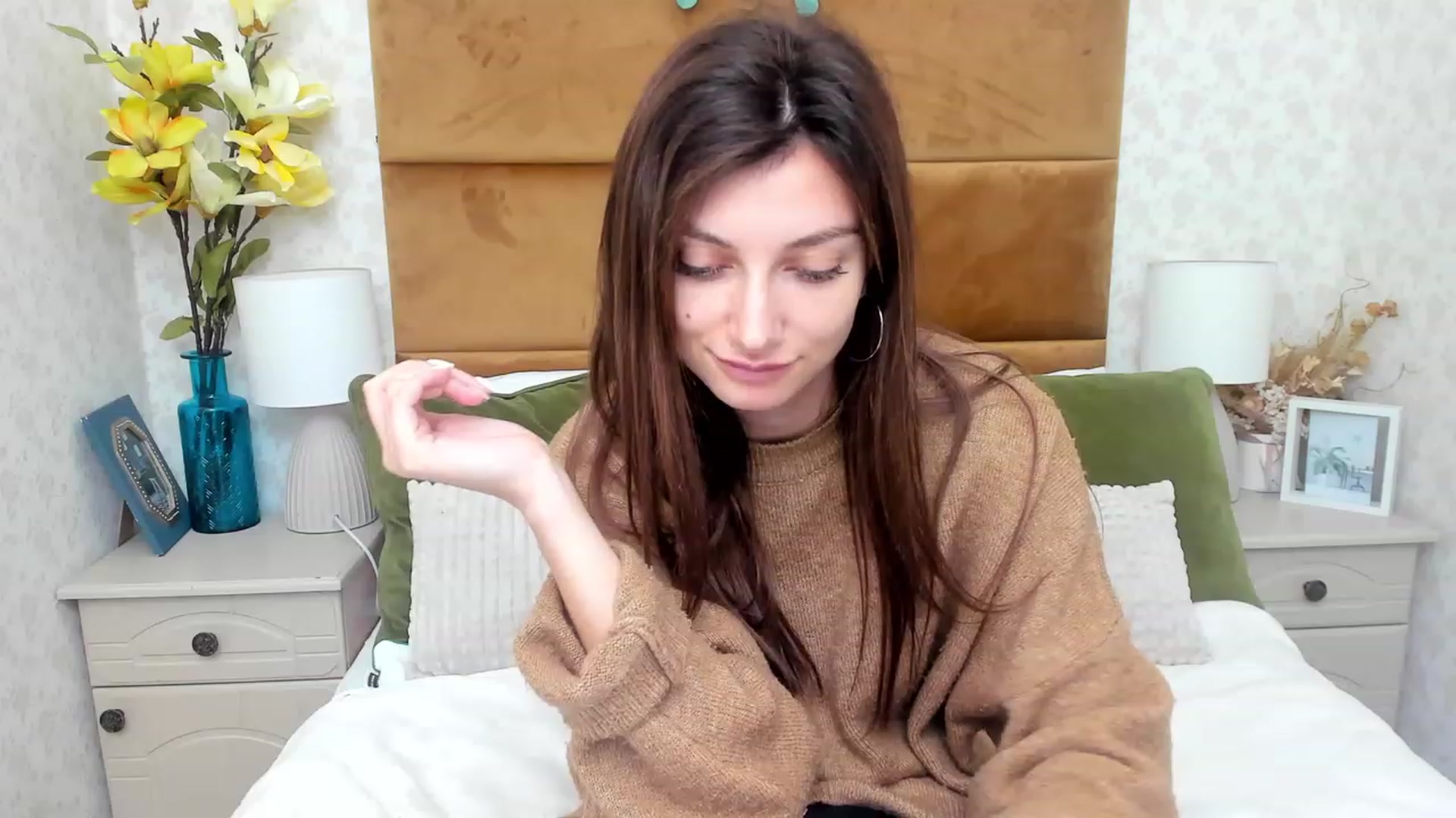 Gallery image thumbnail from SandraFitt's myfreecams stream on, 11/22/2022, 13:23 image 17 of 20