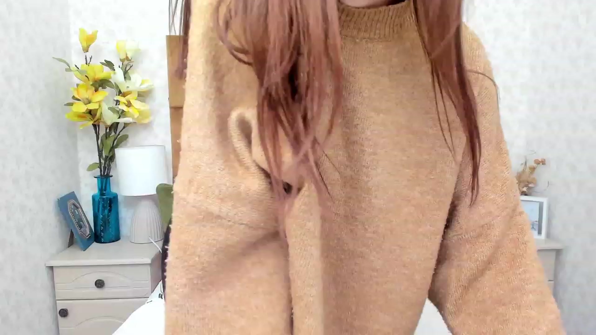 Gallery image thumbnail from SandraFitt's myfreecams stream on, 11/22/2022, 14:01 image 20 of 20