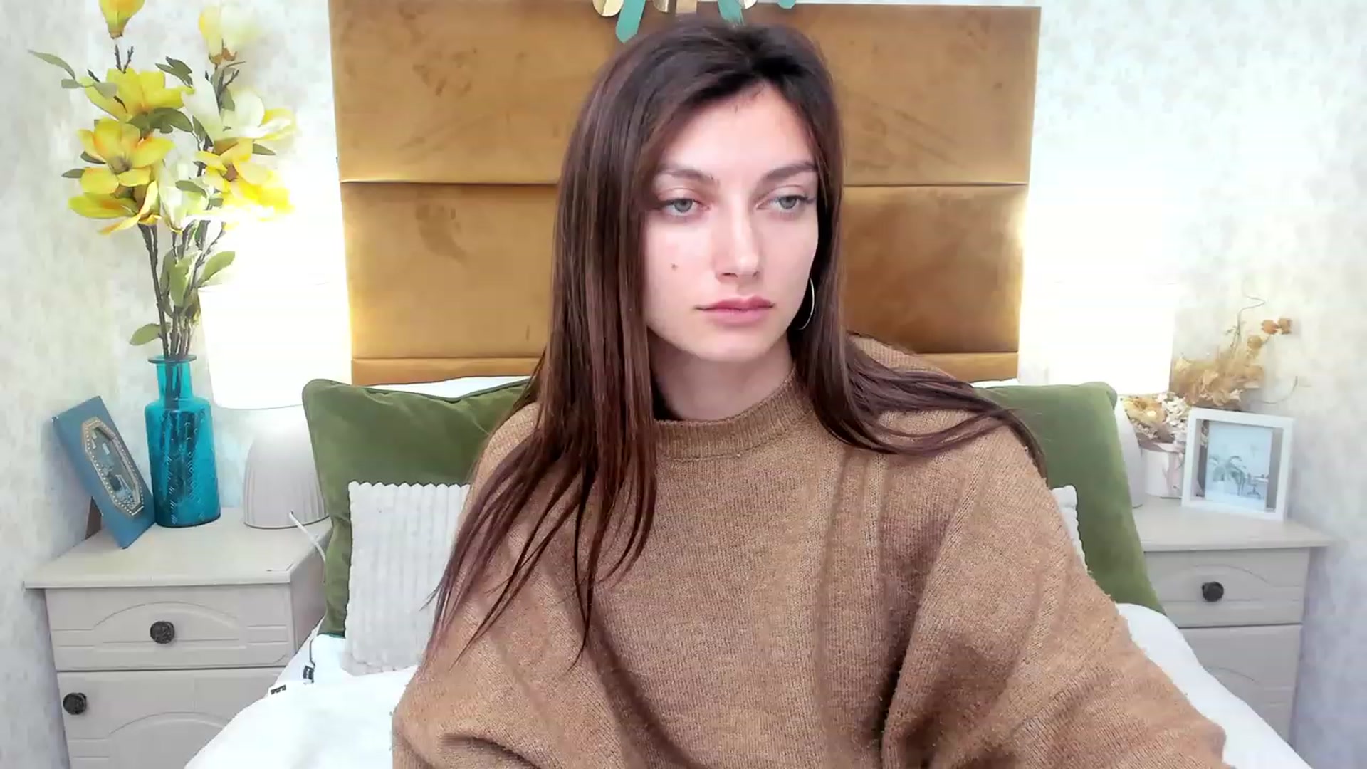 Gallery image thumbnail from SandraFitt's myfreecams stream on, 11/22/2022, 15:59 image 1 of 20
