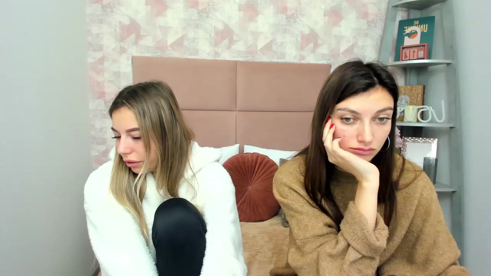 Gallery image thumbnail from SandraFitt's myfreecams stream on, 11/25/2022, 09:21 image 10 of 20