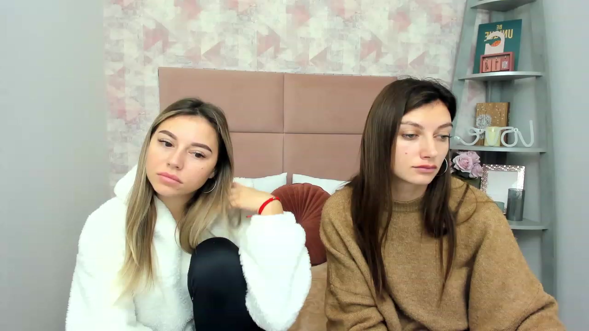 Gallery image thumbnail from SandraFitt's myfreecams stream on, 11/25/2022, 09:21 image 14 of 20