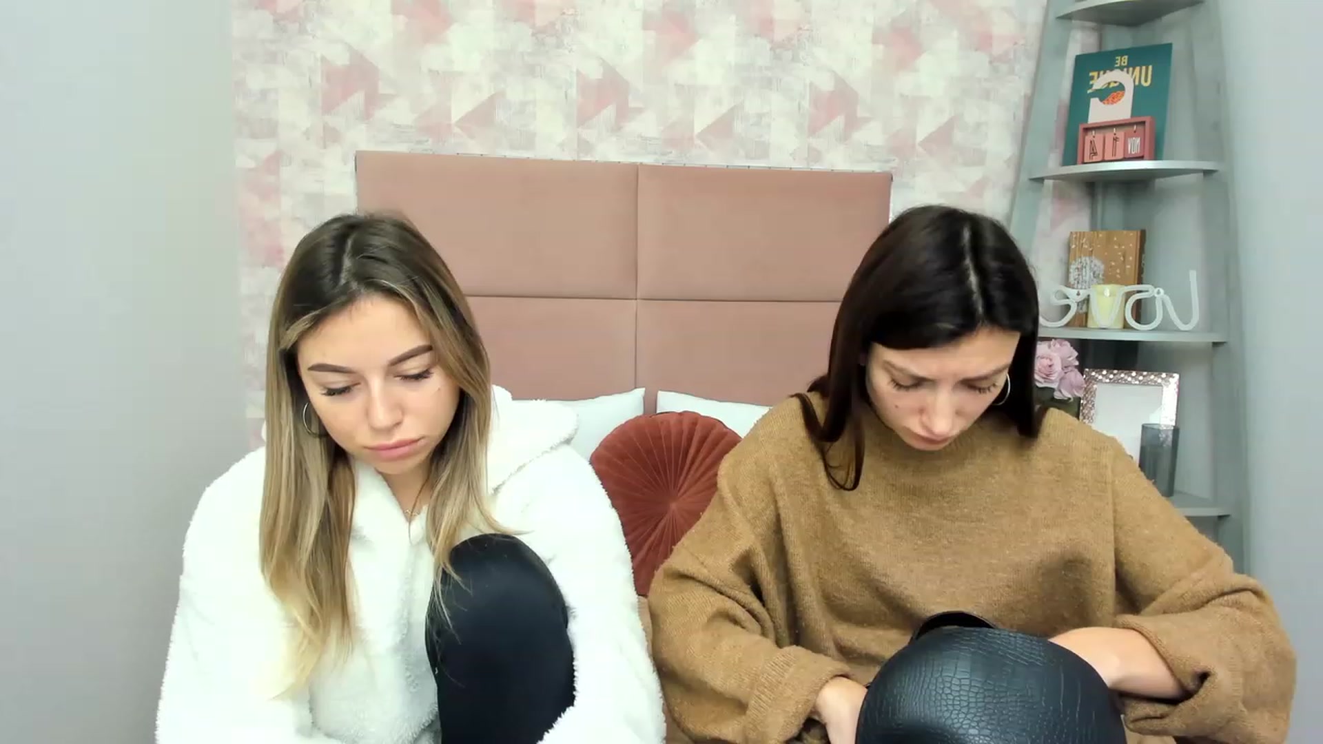 Gallery image thumbnail from SandraFitt's myfreecams stream on, 11/25/2022, 09:21 image 15 of 20