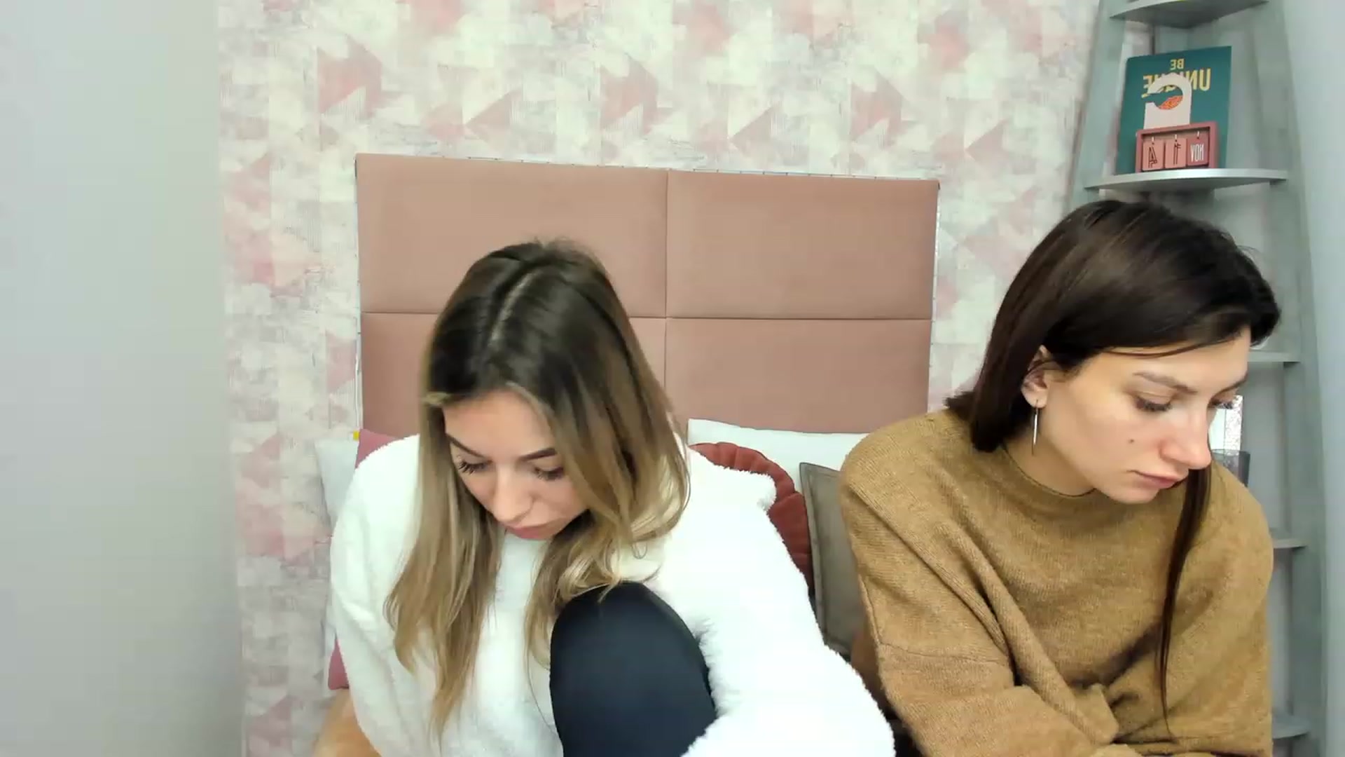 Gallery image thumbnail from SandraFitt's myfreecams stream on, 11/25/2022, 10:53 image 15 of 20