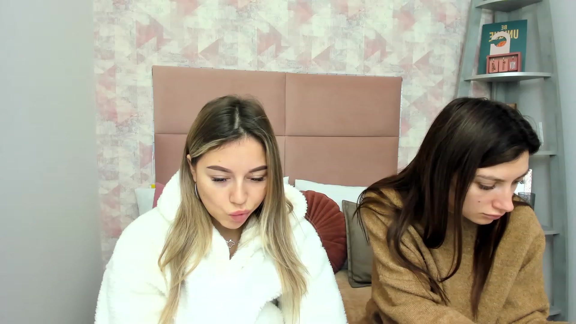Gallery image thumbnail from SandraFitt's myfreecams stream on, 11/25/2022, 11:16 image 3 of 20