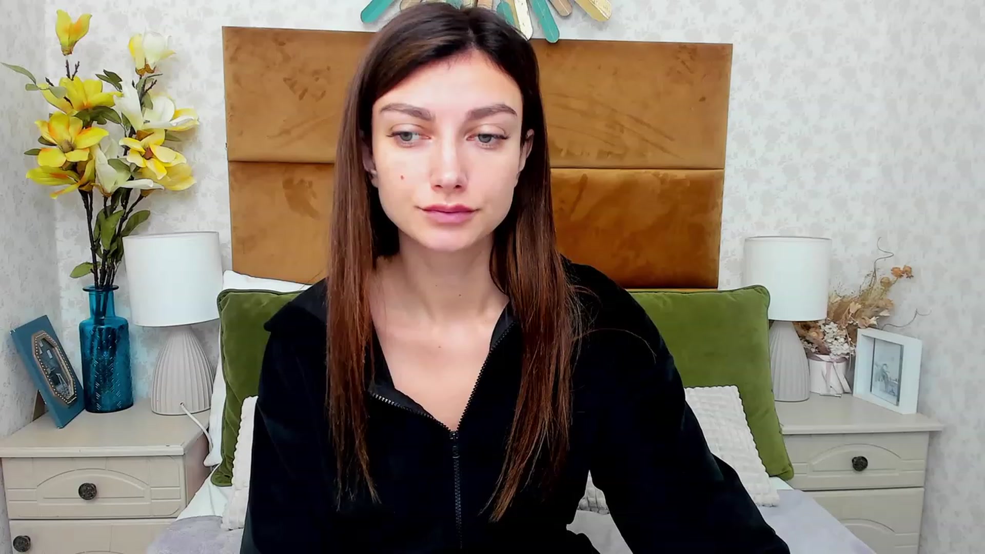Gallery image thumbnail from SandraFitt's myfreecams stream on, 11/27/2022, 09:45 image 2 of 20