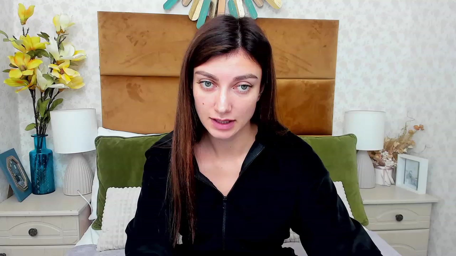 Gallery image thumbnail from SandraFitt's myfreecams stream on, 11/27/2022, 09:45 image 5 of 20