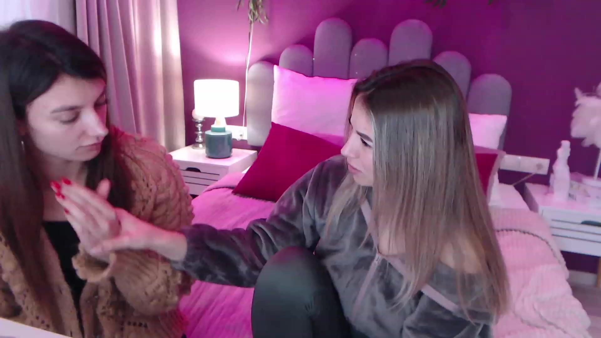 Gallery image thumbnail from SandraFitt's myfreecams stream on, 12/11/2022, 09:54 image 14 of 20