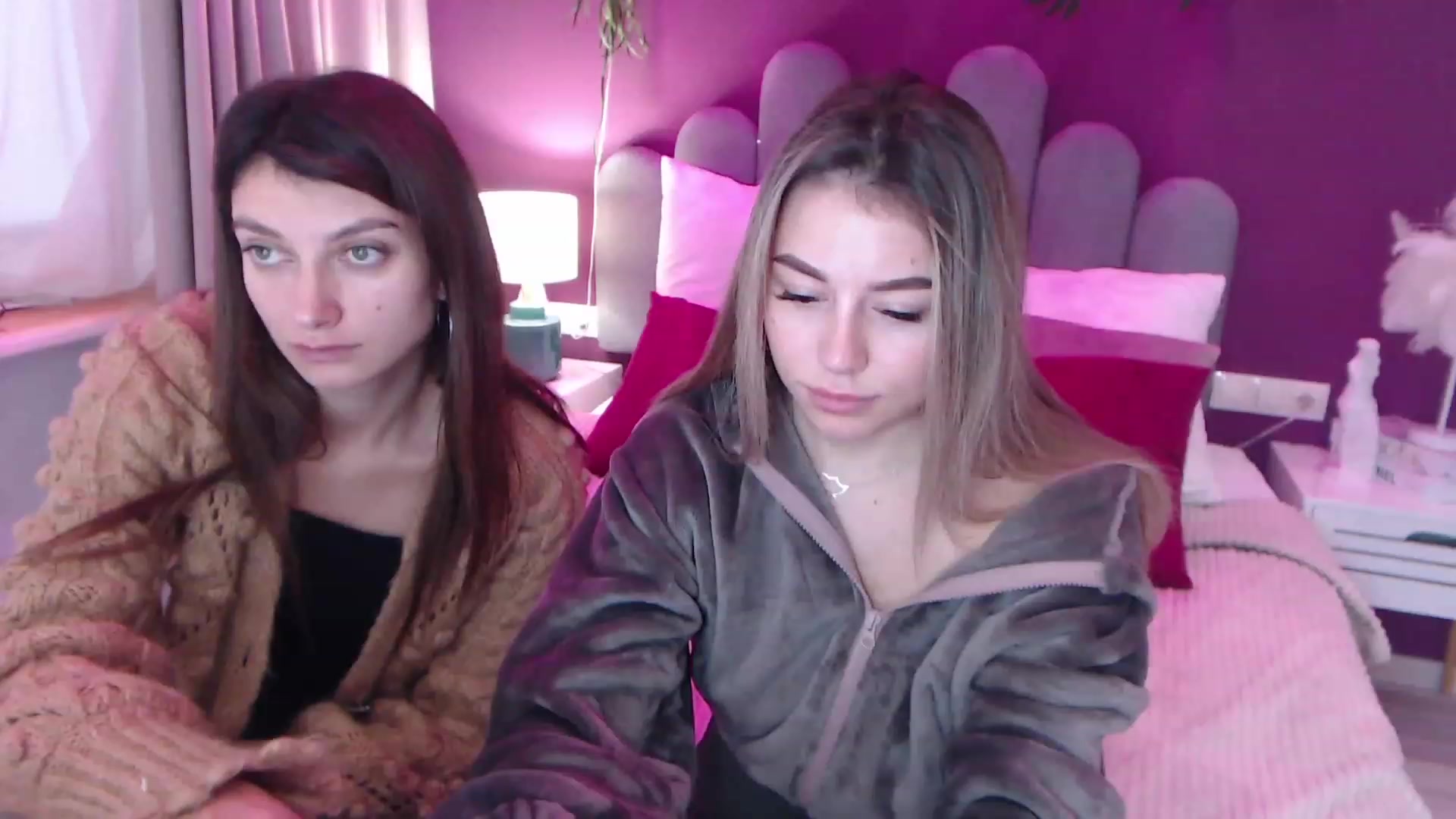 Gallery image thumbnail from SandraFitt's myfreecams stream on, 12/11/2022, 09:54 image 7 of 20