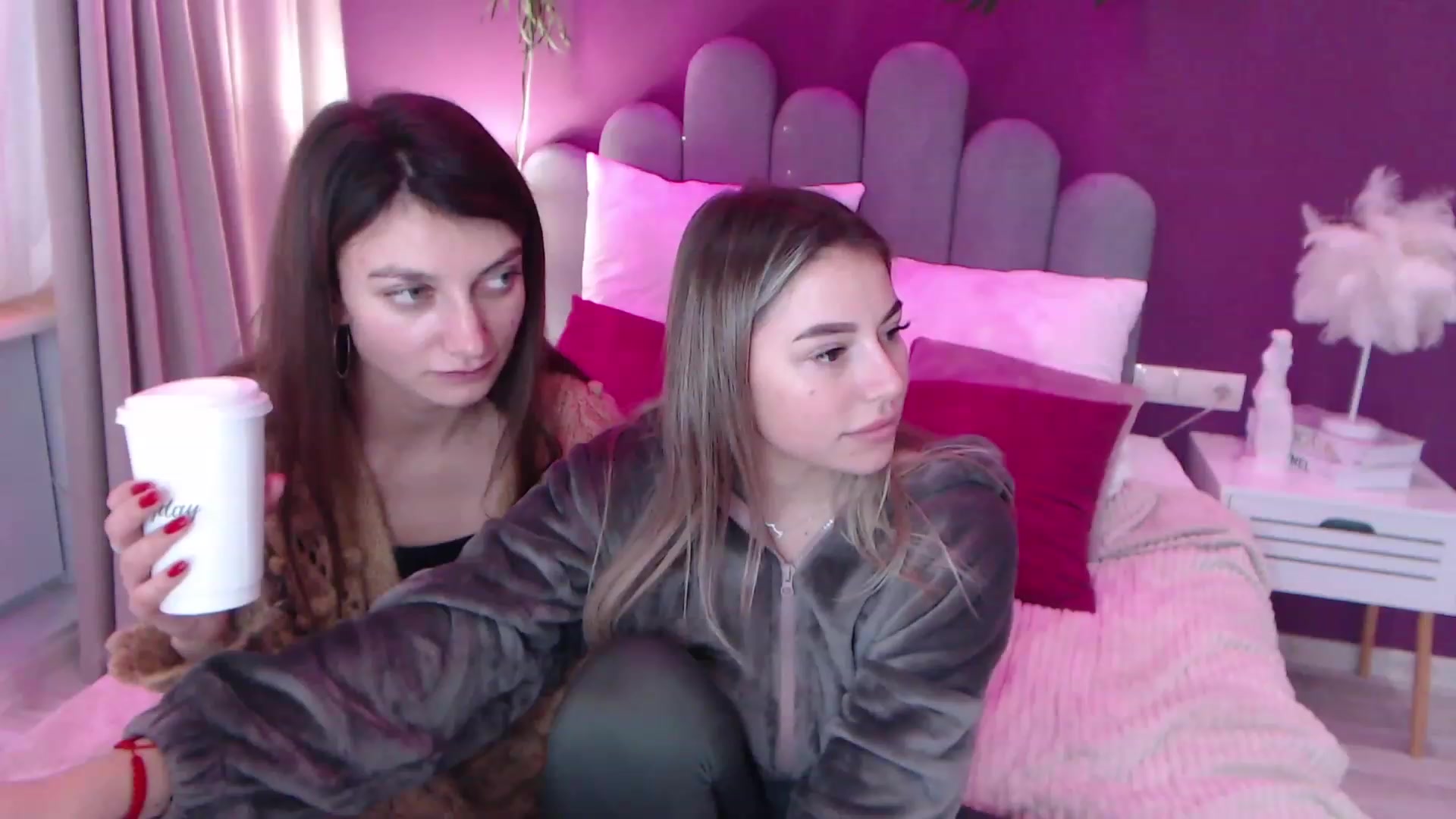 Gallery image thumbnail from SandraFitt's myfreecams stream on, 12/11/2022, 12:08 image 16 of 20
