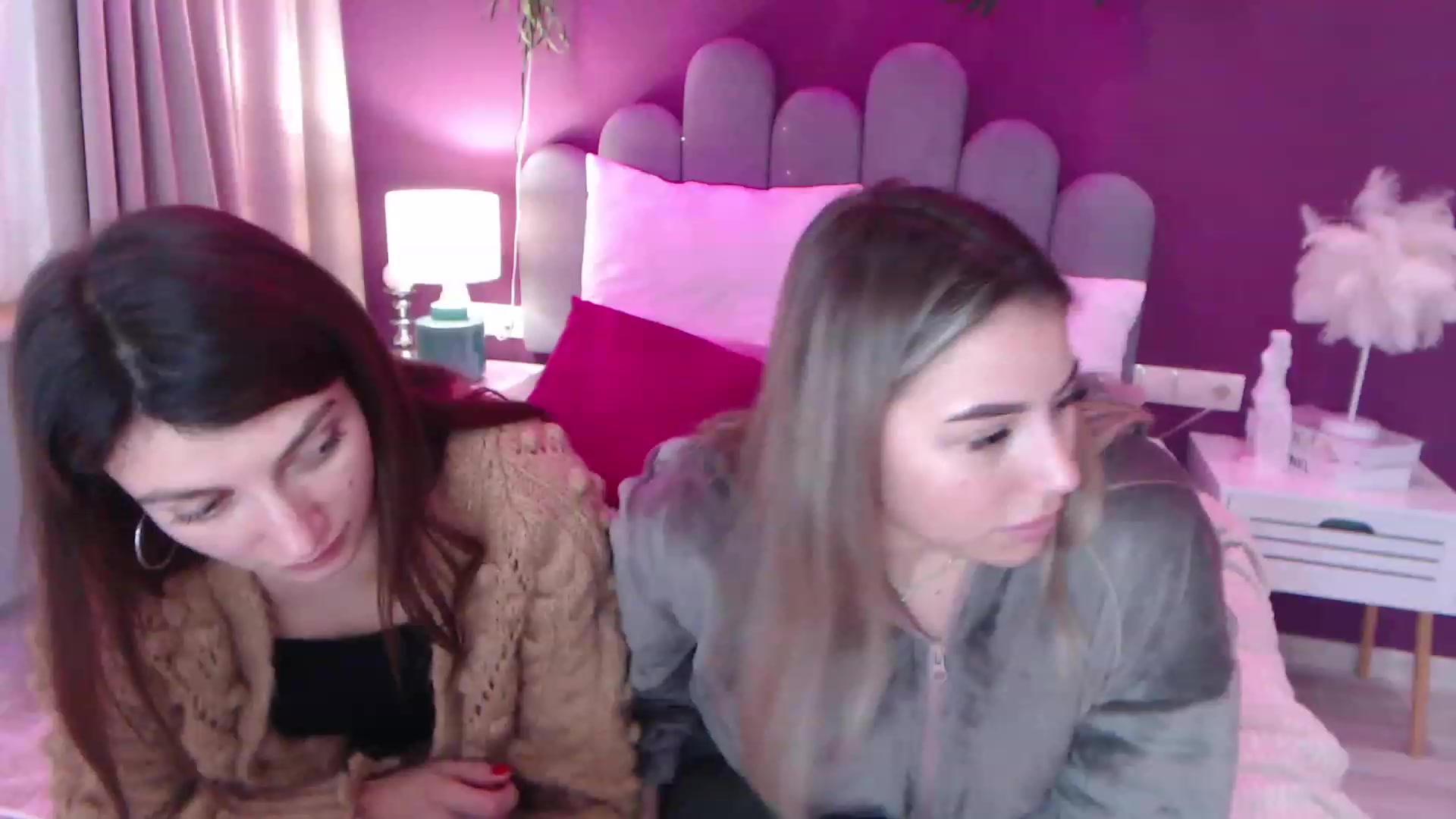 Gallery image thumbnail from SandraFitt's myfreecams stream on, 12/11/2022, 12:08 image 15 of 20