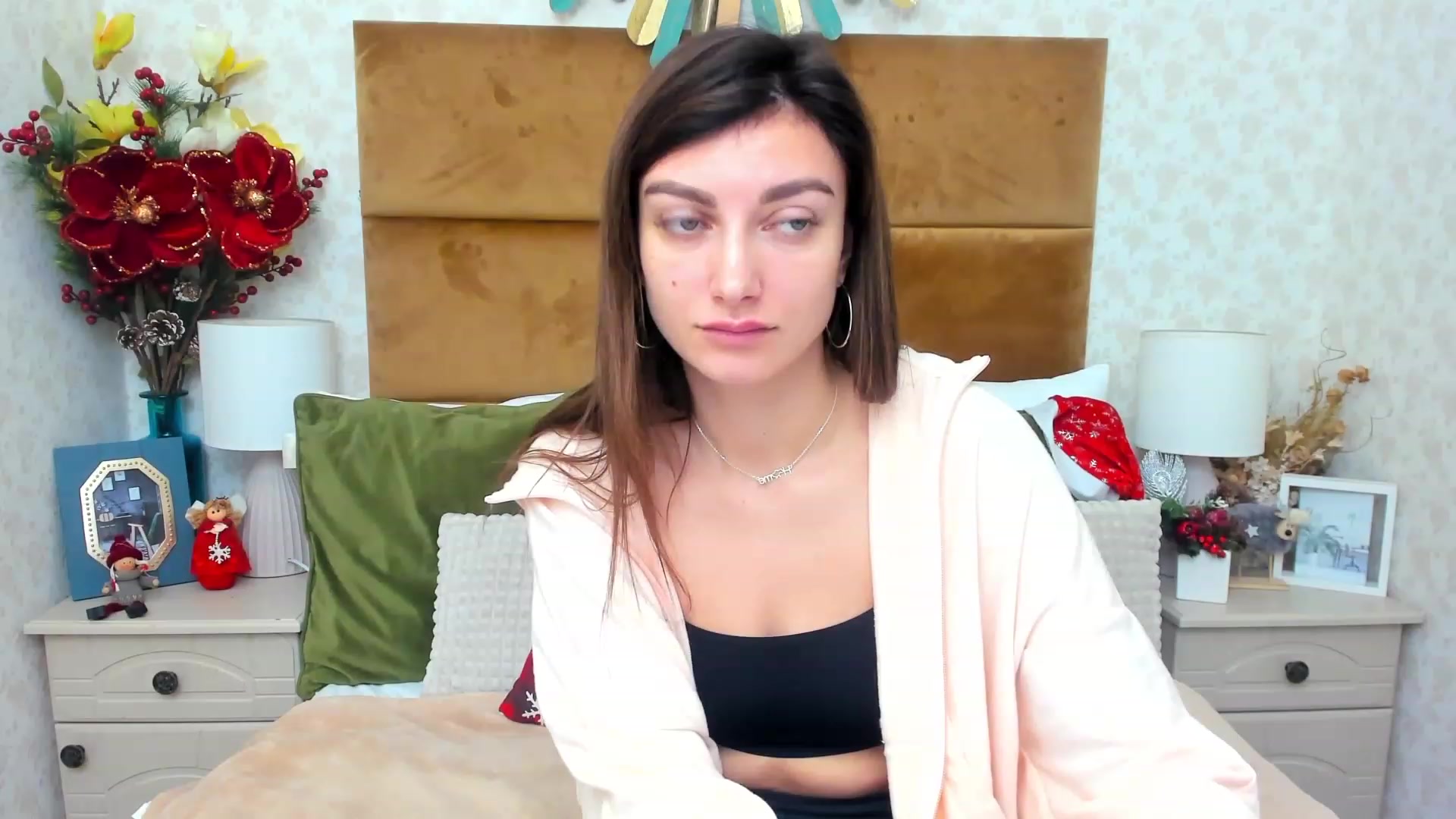 Gallery image thumbnail from SandraFitt's myfreecams stream on, 12/16/2022, 09:59 image 5 of 20