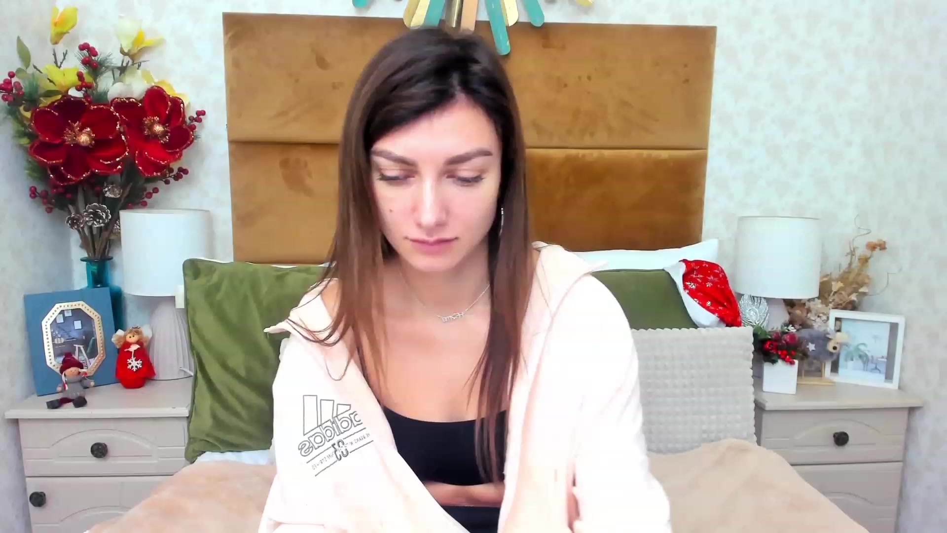 Gallery image thumbnail from SandraFitt's myfreecams stream on, 12/16/2022, 09:59 image 19 of 20