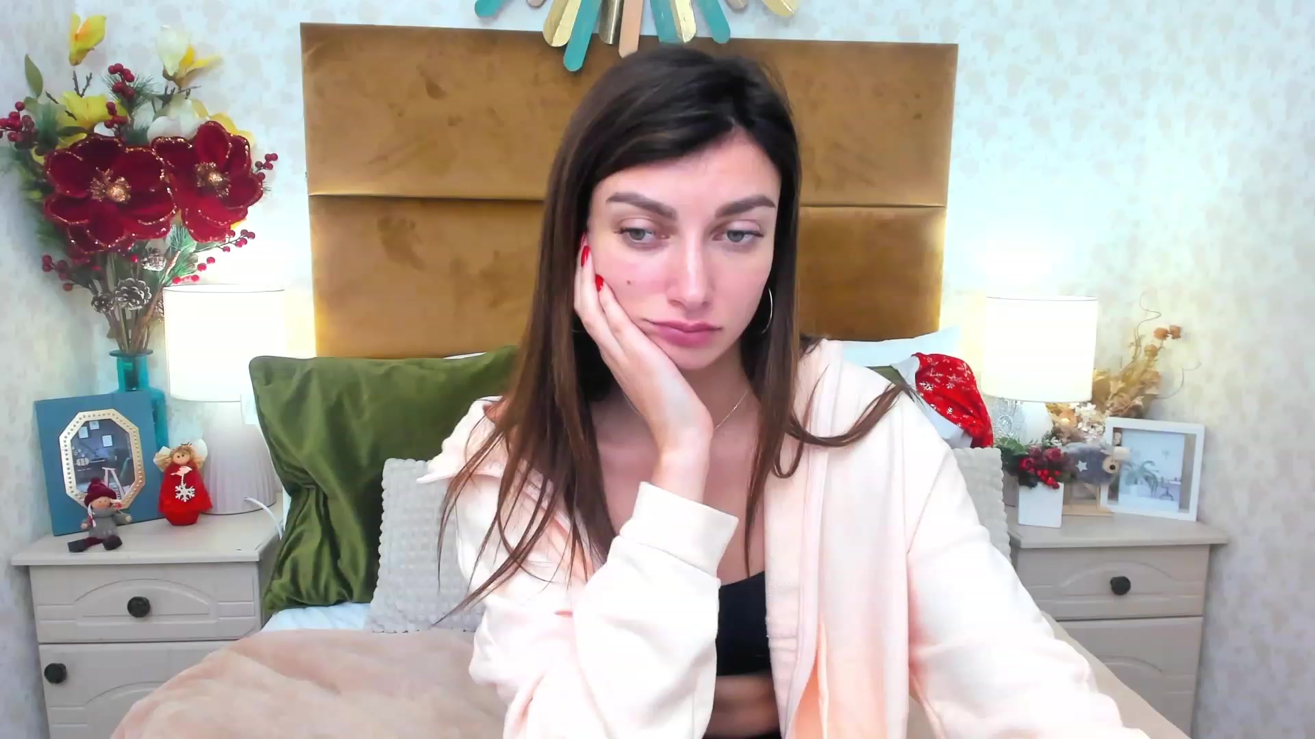 Gallery image thumbnail from SandraFitt's myfreecams stream on, 12/16/2022, 12:13 image 16 of 20