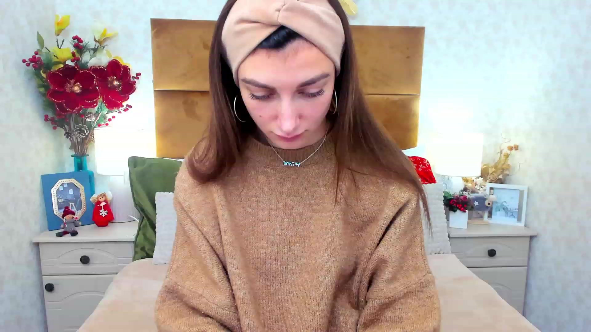 Gallery image thumbnail from SandraFitt's myfreecams stream on, 12/16/2022, 12:58 image 8 of 20