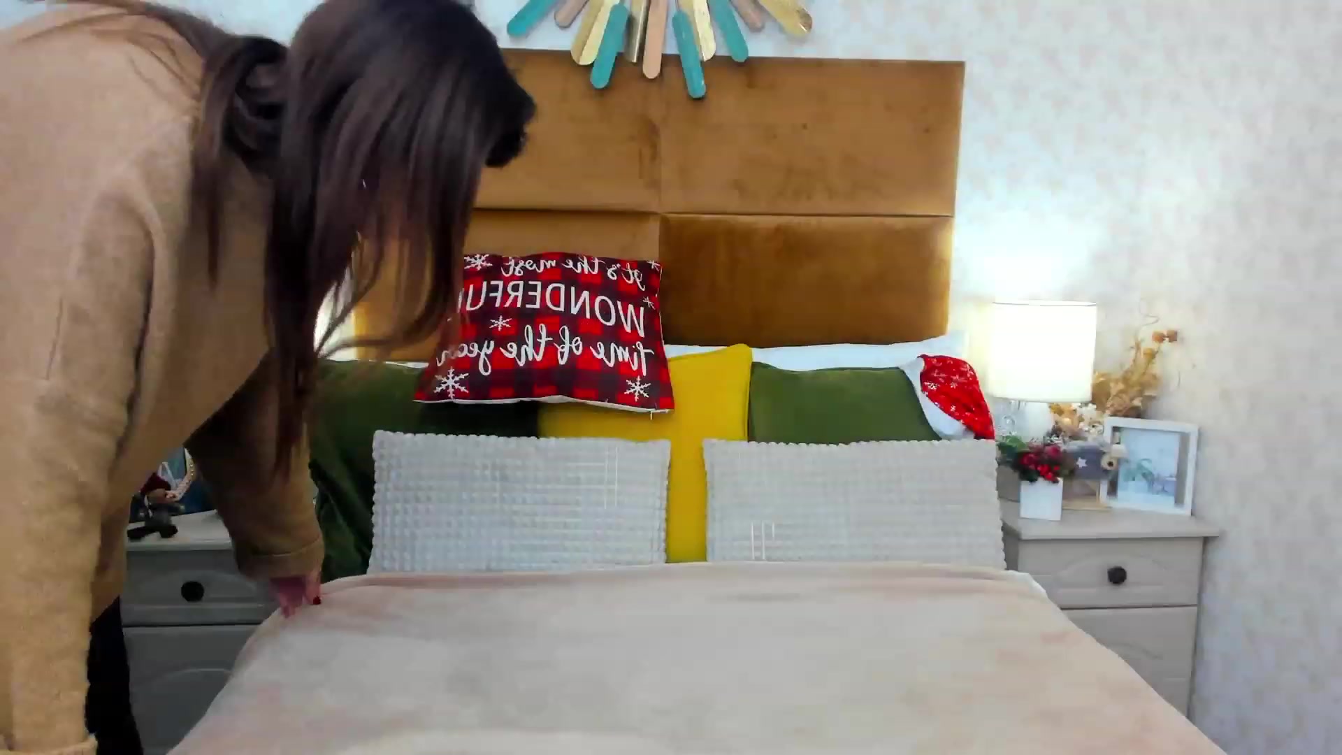 Gallery image thumbnail from SandraFitt's myfreecams stream on, 12/16/2022, 12:58 image 3 of 20