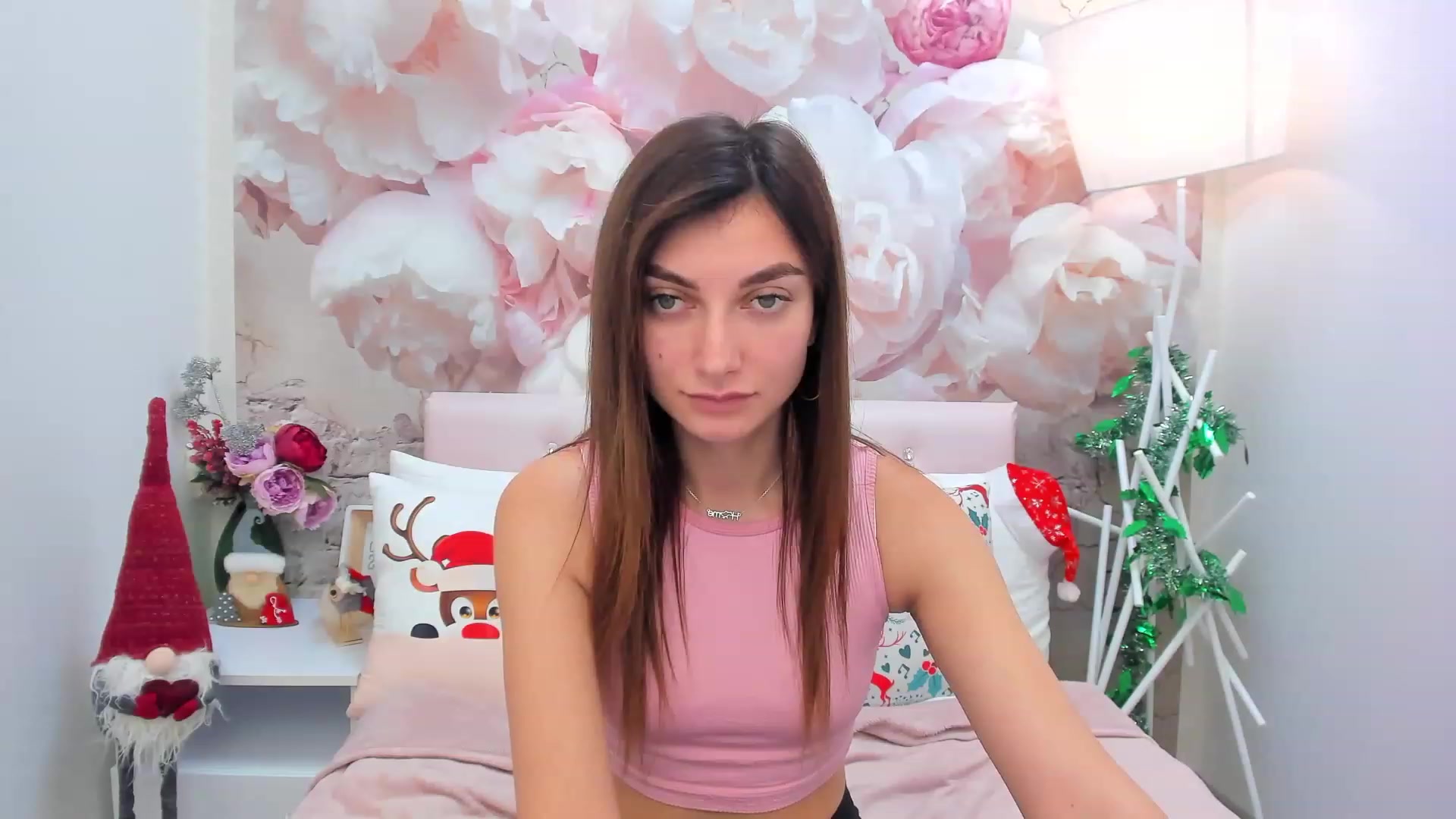 Gallery image thumbnail from SandraFitt's myfreecams stream on, 12/24/2022, 10:59 image 12 of 20