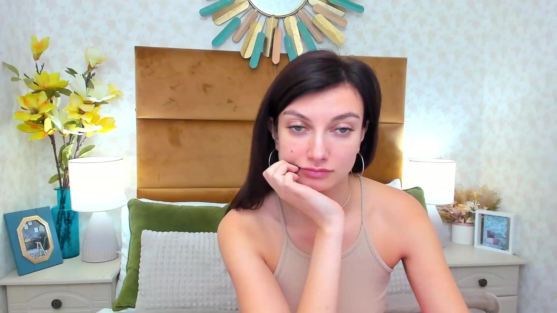Gallery image thumbnail from SandraFitt's myfreecams stream on, 02/05/2023, 11:34 image 1 of 20