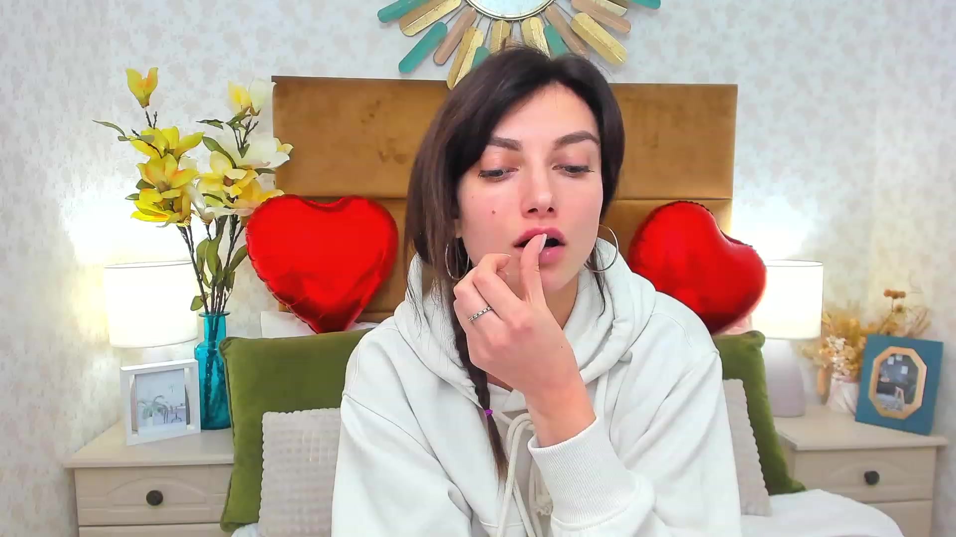Gallery image thumbnail from SandraFitt's myfreecams stream on, 02/13/2023, 12:54 image 3 of 20