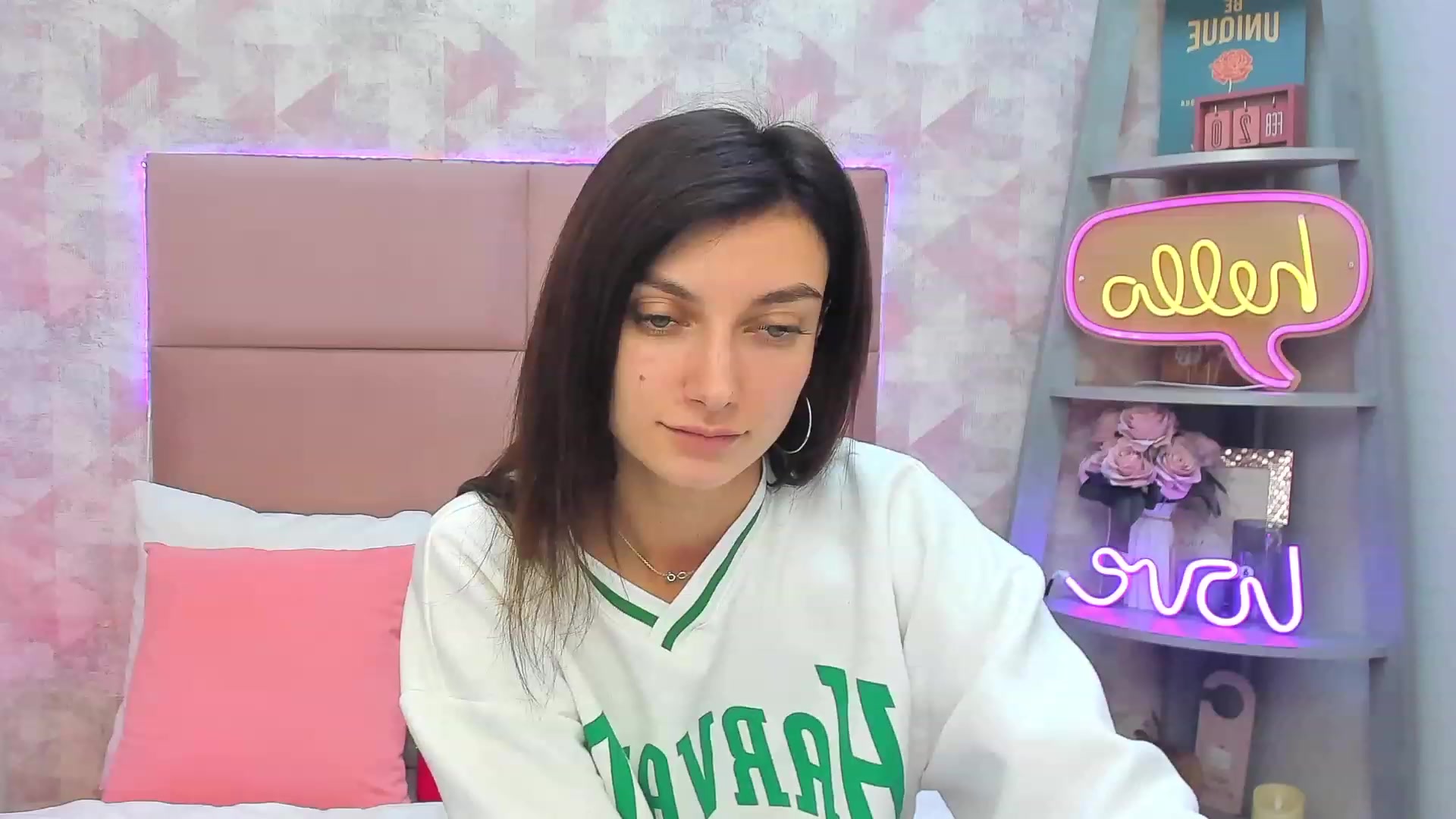 Gallery image thumbnail from SandraFitt's myfreecams stream on, 02/23/2023, 12:44 image 9 of 20