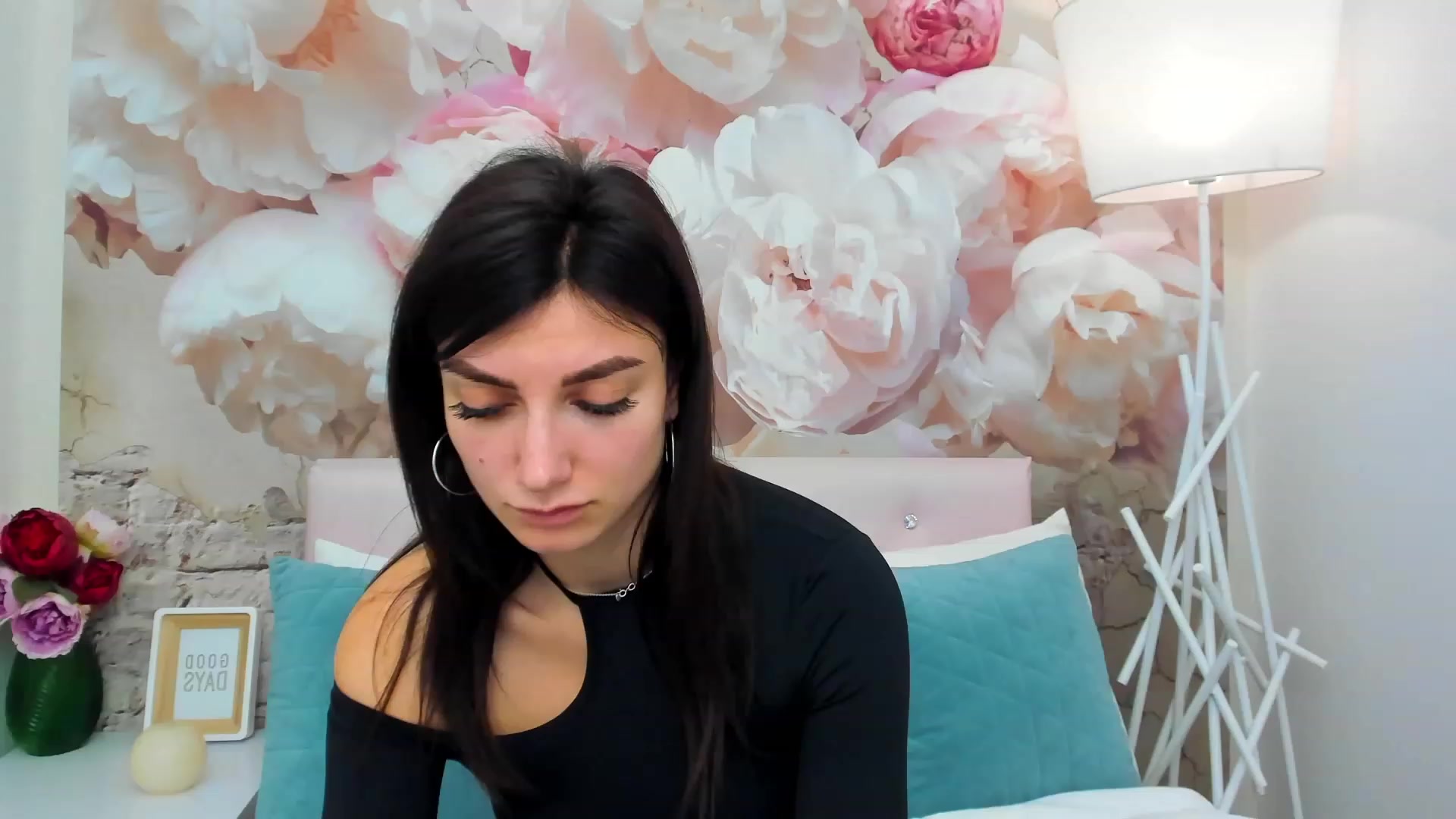 Gallery image thumbnail from SandraFitt's myfreecams stream on, 03/07/2023, 10:00 image 6 of 20