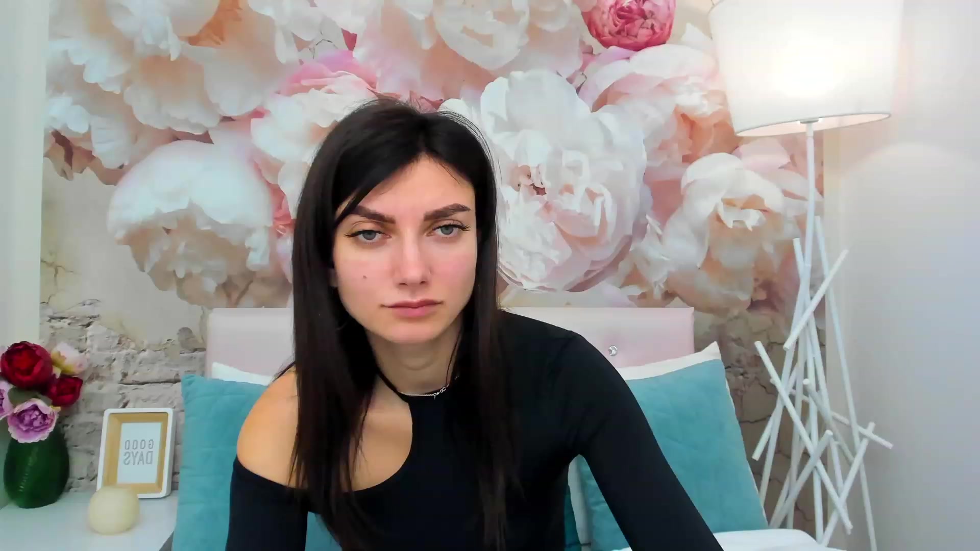 Gallery image thumbnail from SandraFitt's myfreecams stream on, 03/07/2023, 10:00 image 18 of 20