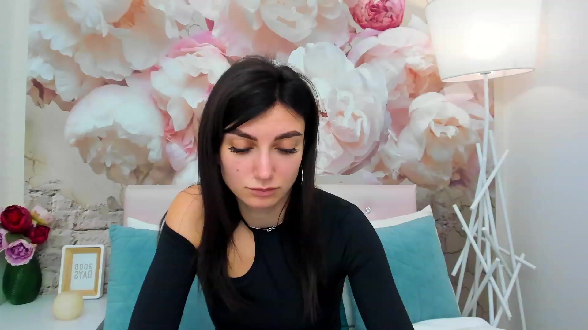 Gallery image thumbnail from SandraFitt's myfreecams stream on, 03/07/2023, 10:00 image 14 of 20