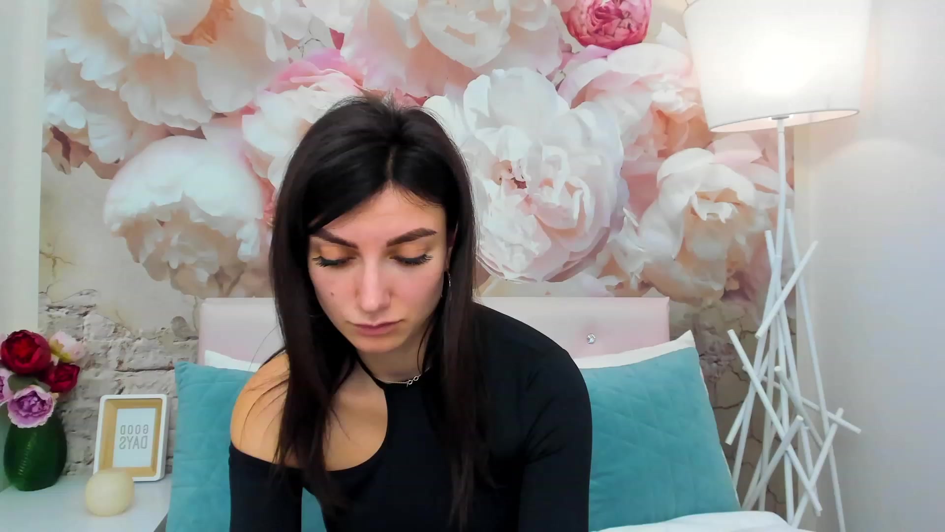 Gallery image thumbnail from SandraFitt's myfreecams stream on, 03/07/2023, 10:00 image 10 of 20