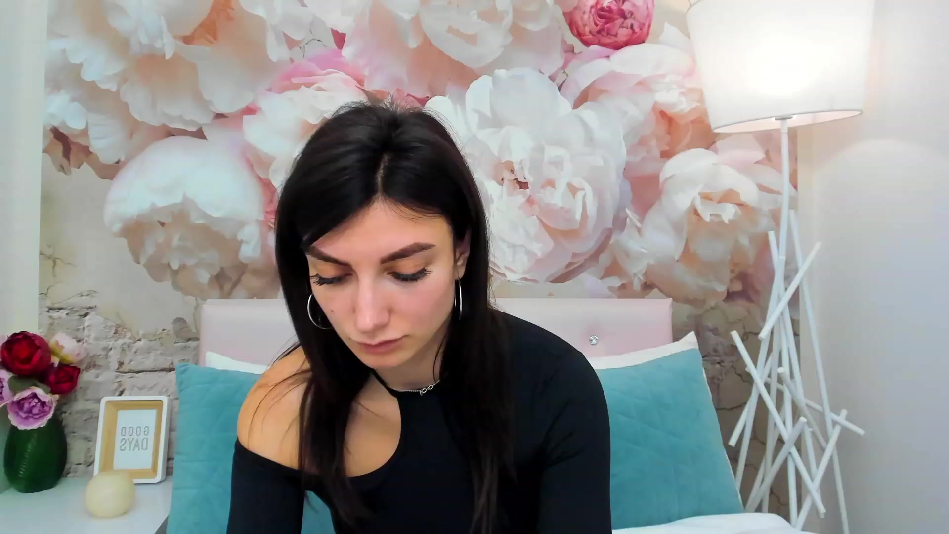 Gallery image thumbnail from SandraFitt's myfreecams stream on, 03/07/2023, 10:00 image 8 of 20
