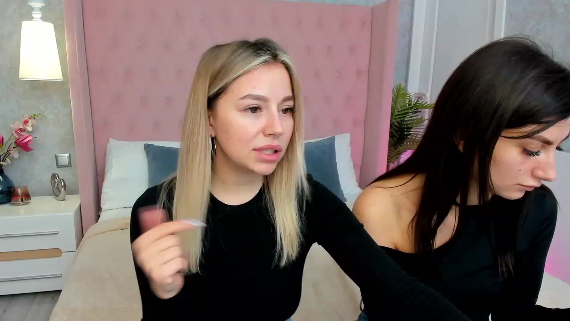 Gallery image thumbnail from SandraFitt's myfreecams stream on, 03/07/2023, 11:45 image 2 of 20
