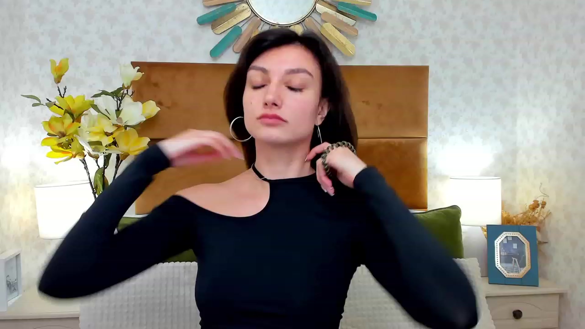 Gallery image thumbnail from SandraFitt's myfreecams stream on, 03/22/2023, 10:43 image 8 of 20