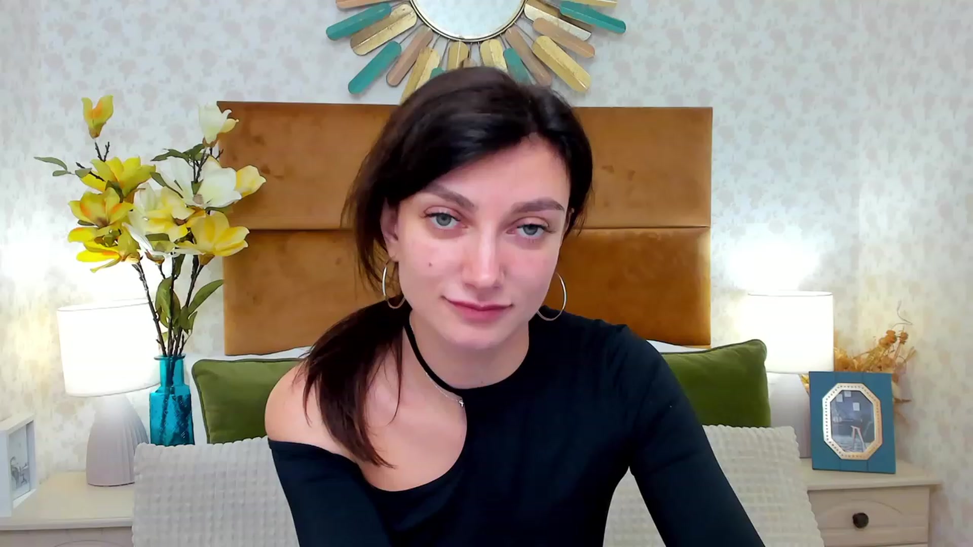 Gallery image thumbnail from SandraFitt's myfreecams stream on, 03/22/2023, 10:43 image 3 of 20