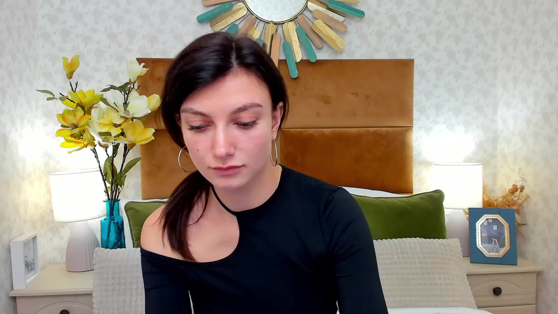 Gallery image thumbnail from SandraFitt's myfreecams stream on, 03/22/2023, 10:43 image 1 of 20