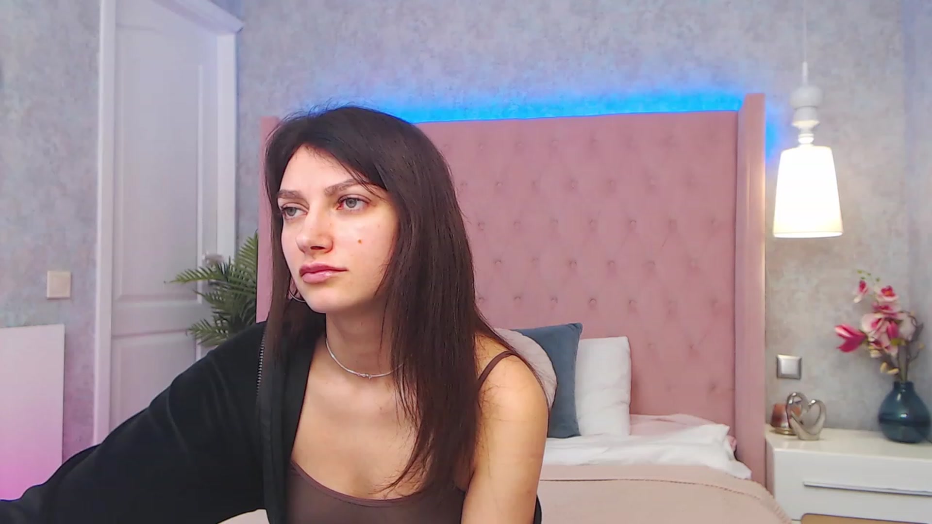 Gallery image thumbnail from SandraFitt's myfreecams stream on, 03/26/2023, 12:01 image 20 of 20