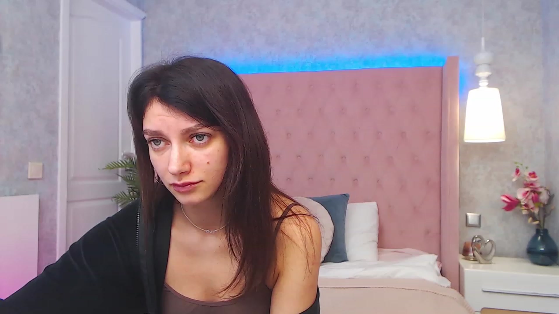 Gallery image thumbnail from SandraFitt's myfreecams stream on, 03/26/2023, 12:01 image 5 of 20