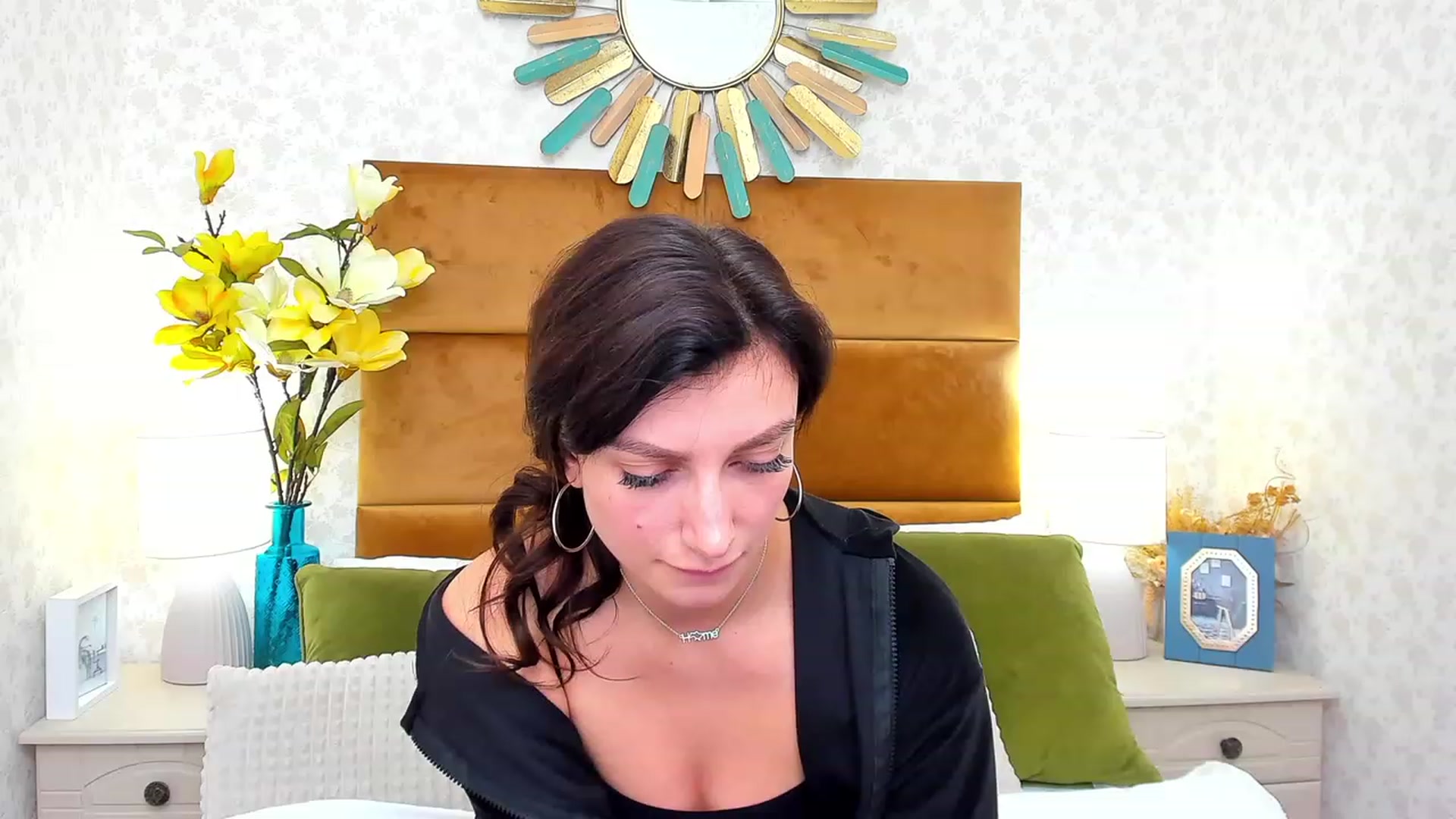 Gallery image thumbnail from SandraFitt's myfreecams stream on, 04/06/2023, 11:58 image 8 of 20