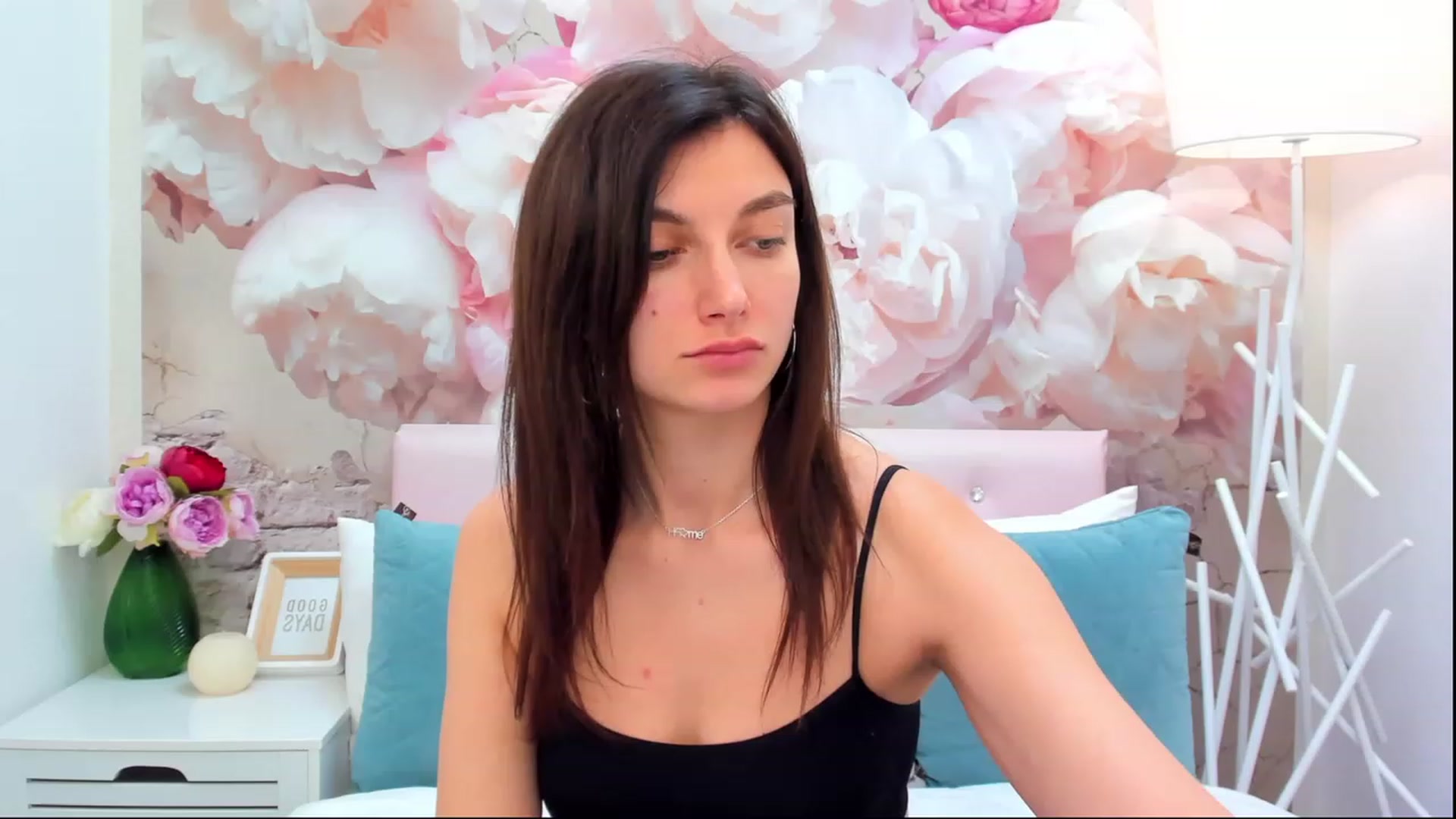 Gallery image thumbnail from SandraFitt's myfreecams stream on, 04/17/2023, 10:46 image 3 of 20