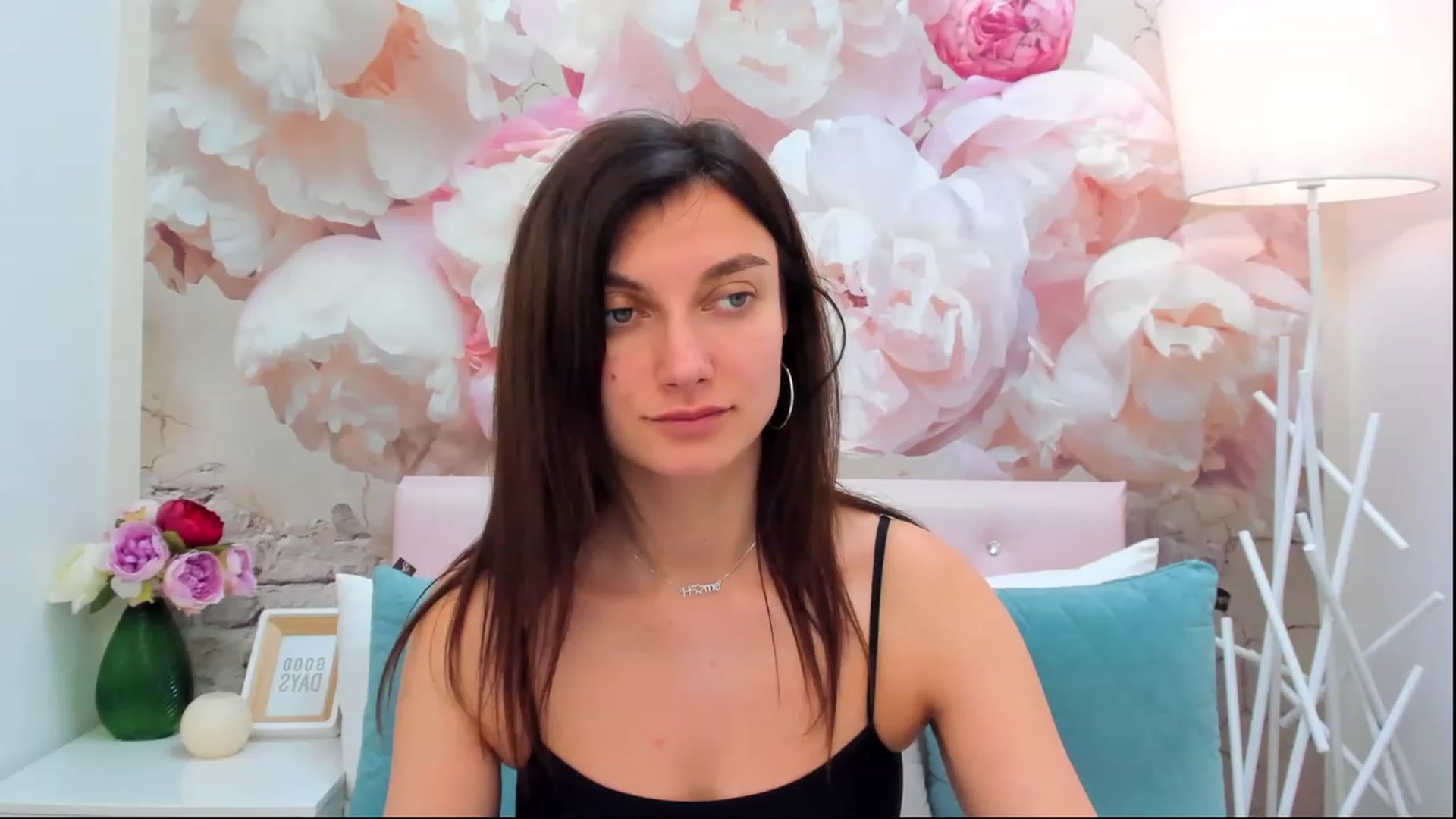 Gallery image thumbnail from SandraFitt's myfreecams stream on, 04/17/2023, 10:46 image 18 of 20